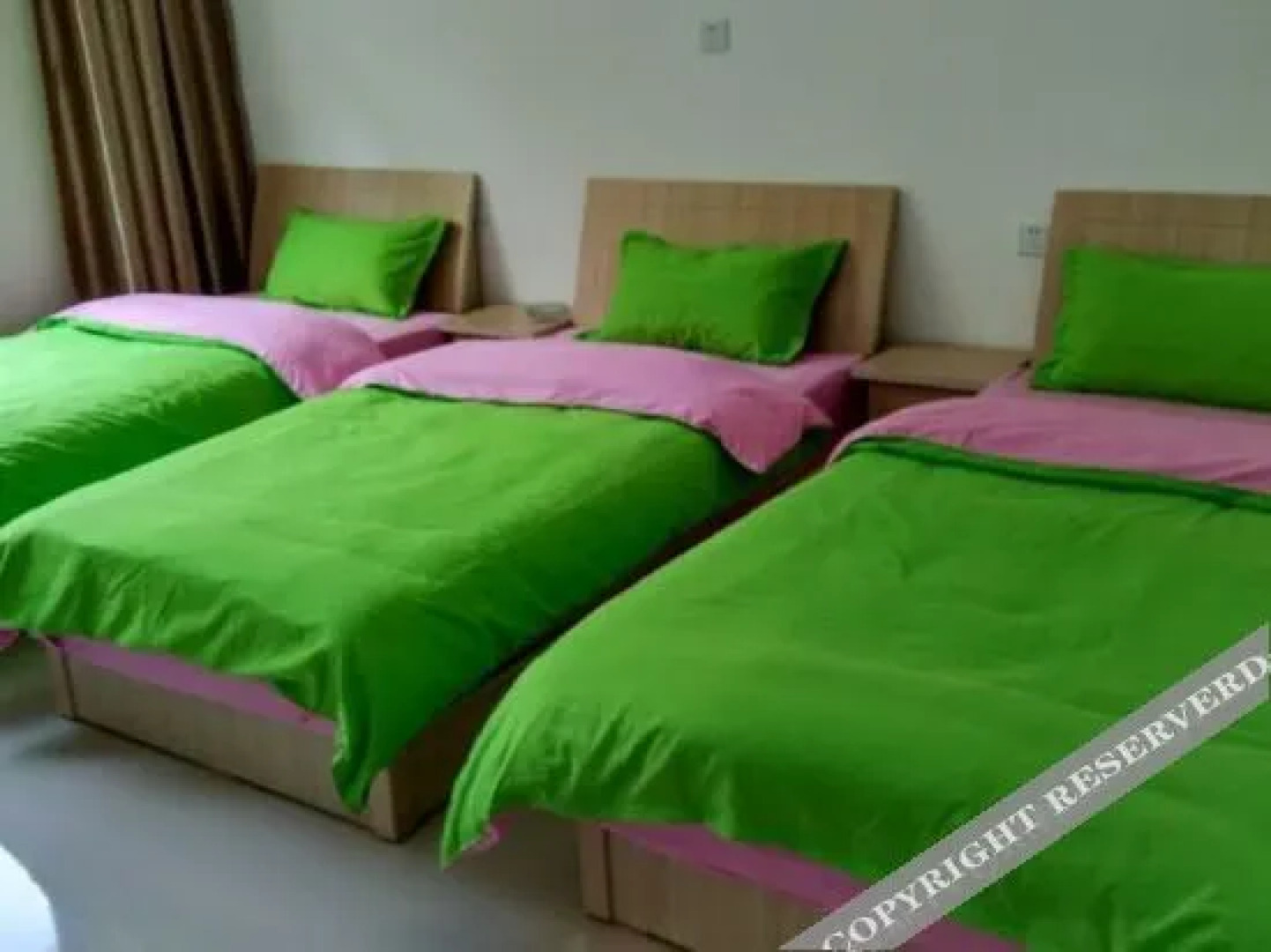 Yuanmengju Hotel (Zhashuiying Town Station Branch)