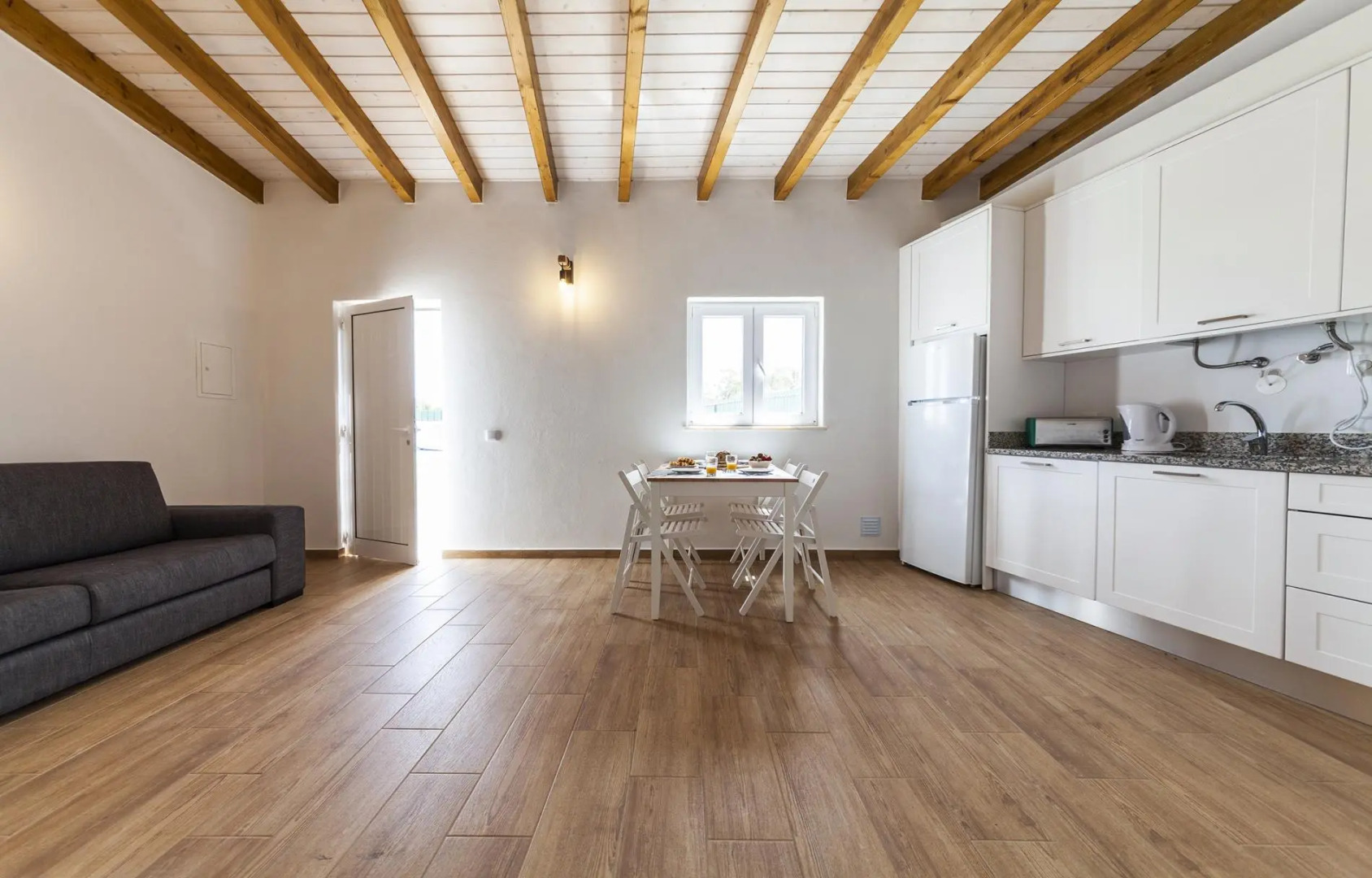 I 5 - 3 Bed Apartment in St. Johns Countryside Getaway