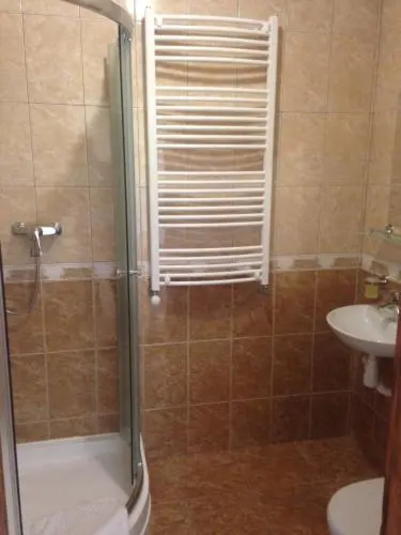 Gostynniy Dvir Stefani