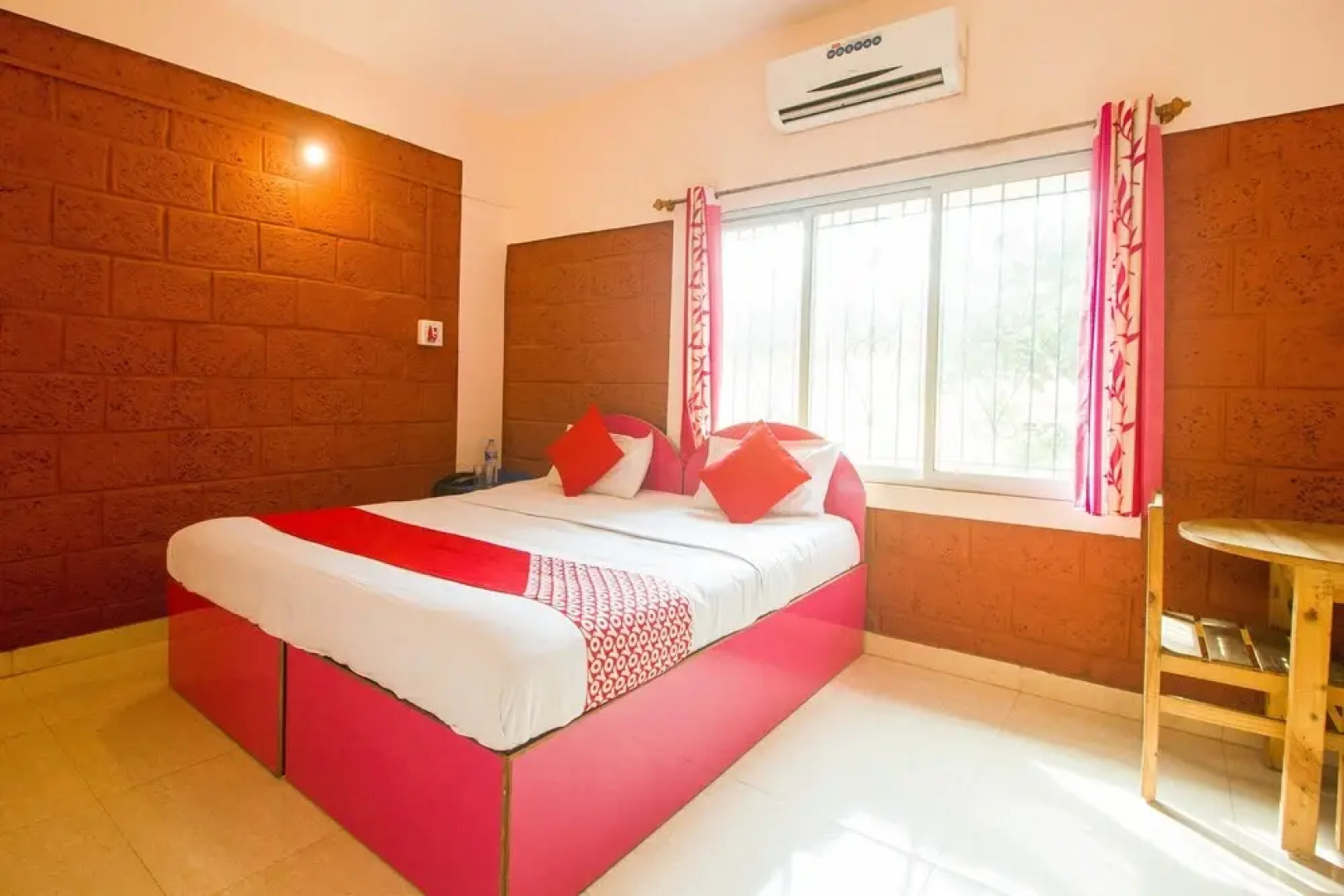 OYO 15152 Raghusheela Cottage