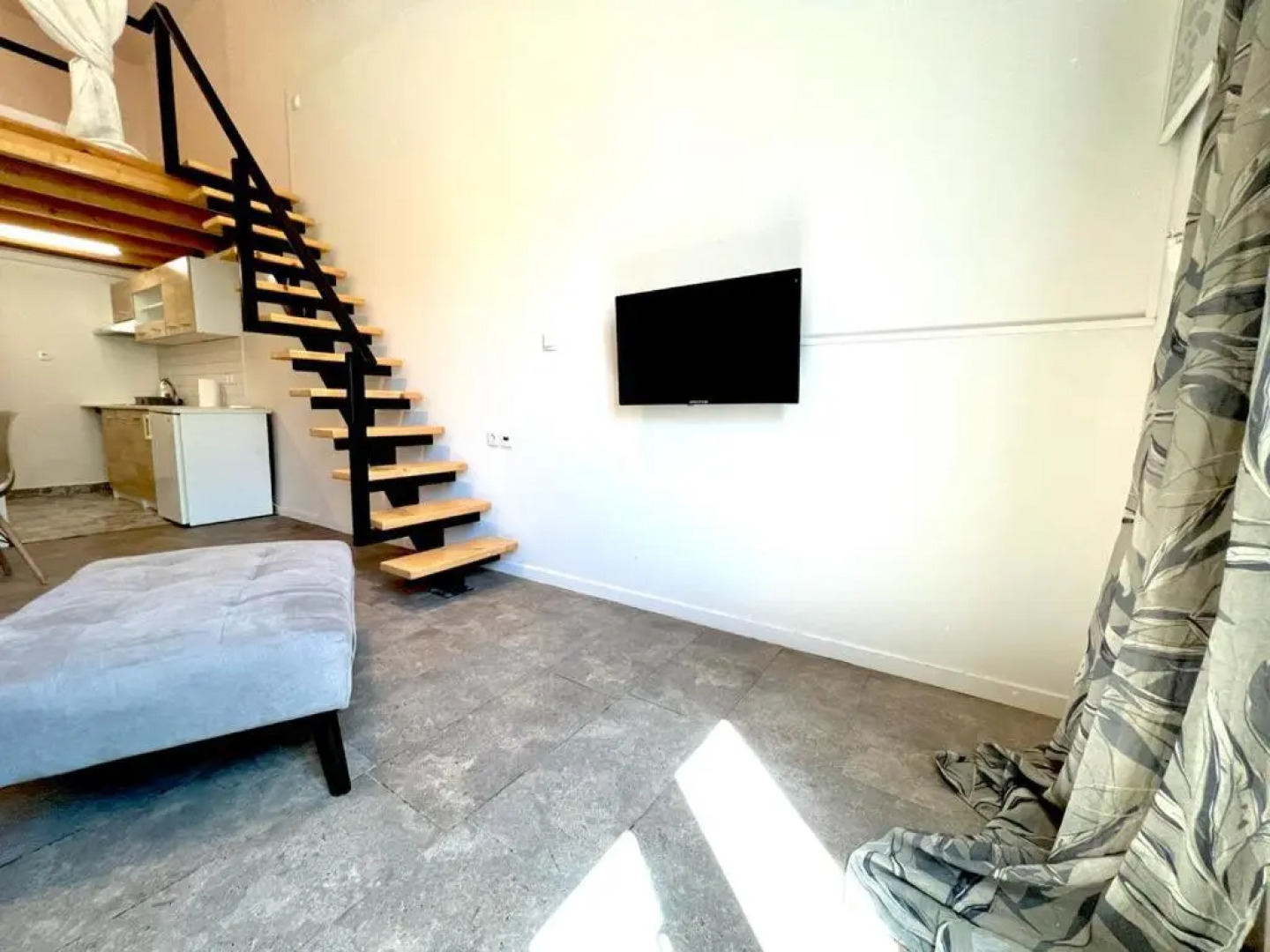 Green Loft by Gcollectiongr