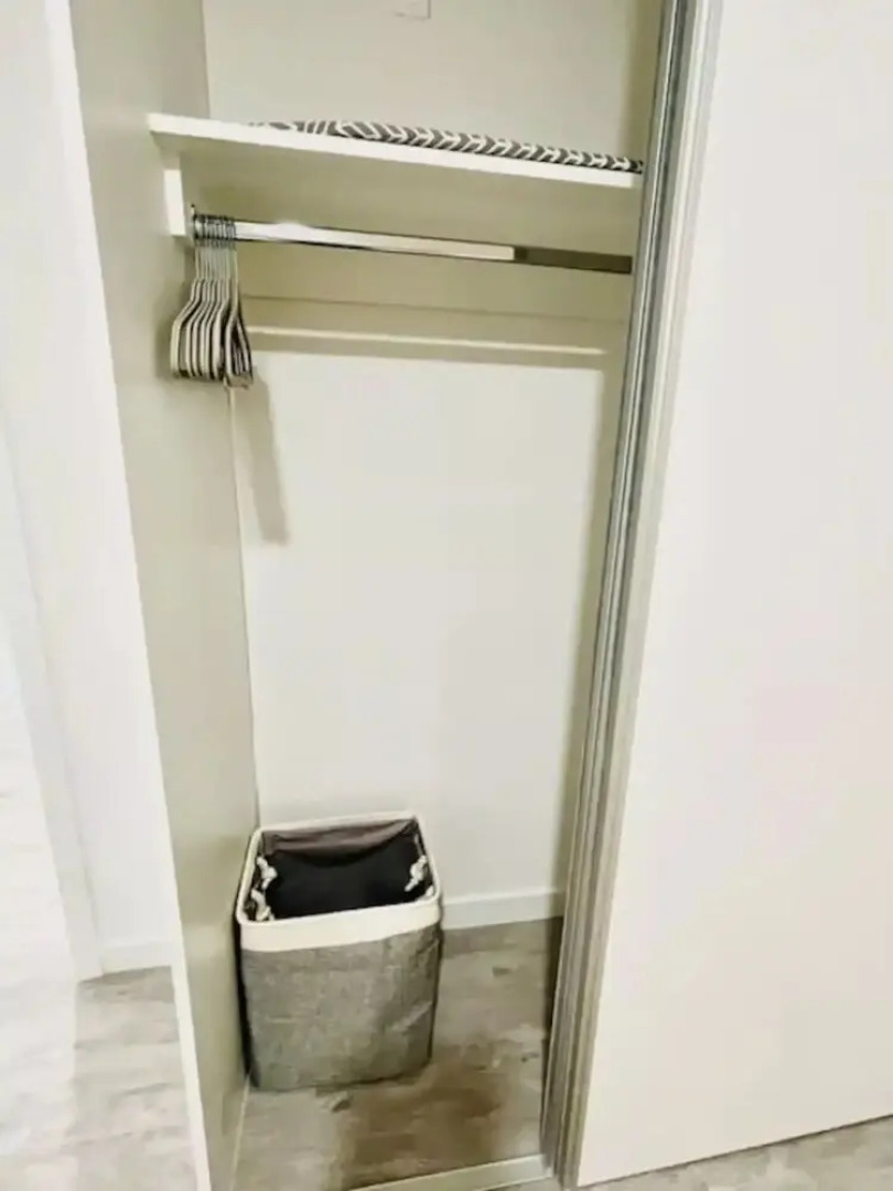 NEW HOME 3 Floors w SKY Terrace MIA, Homestead