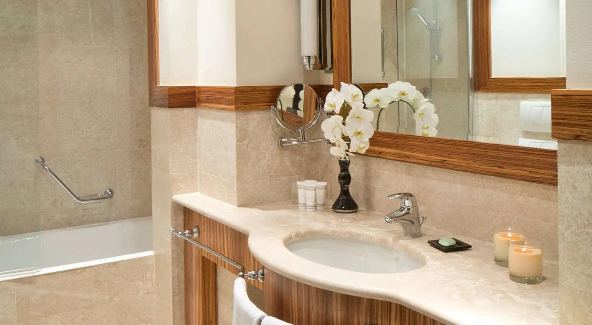 Отель Starhotels Anderson