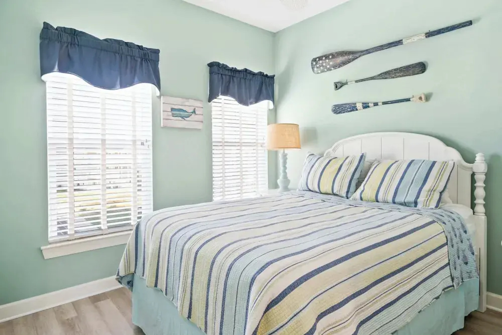 Hidden Paradise Coastal Views!