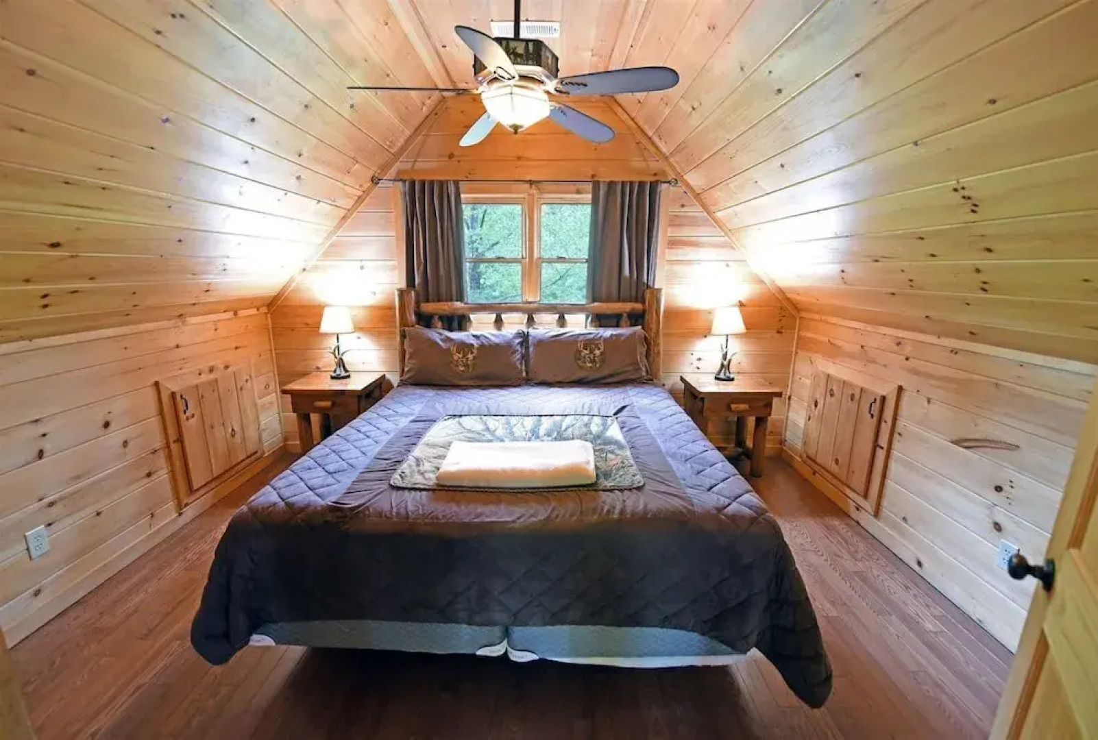 River`s Edge- Ocoee Riverfront