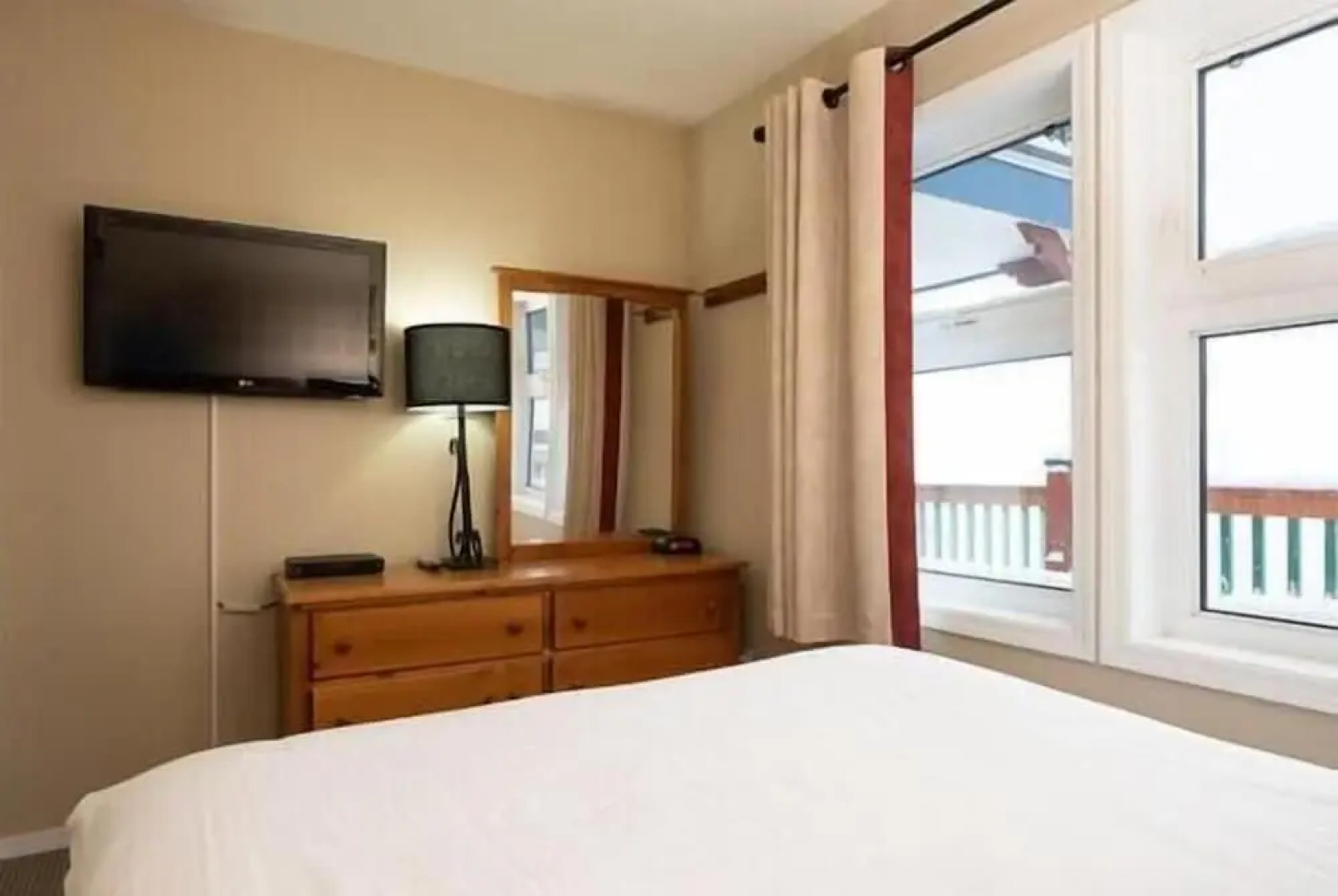 Vance Creek Hotel & Conference Centre