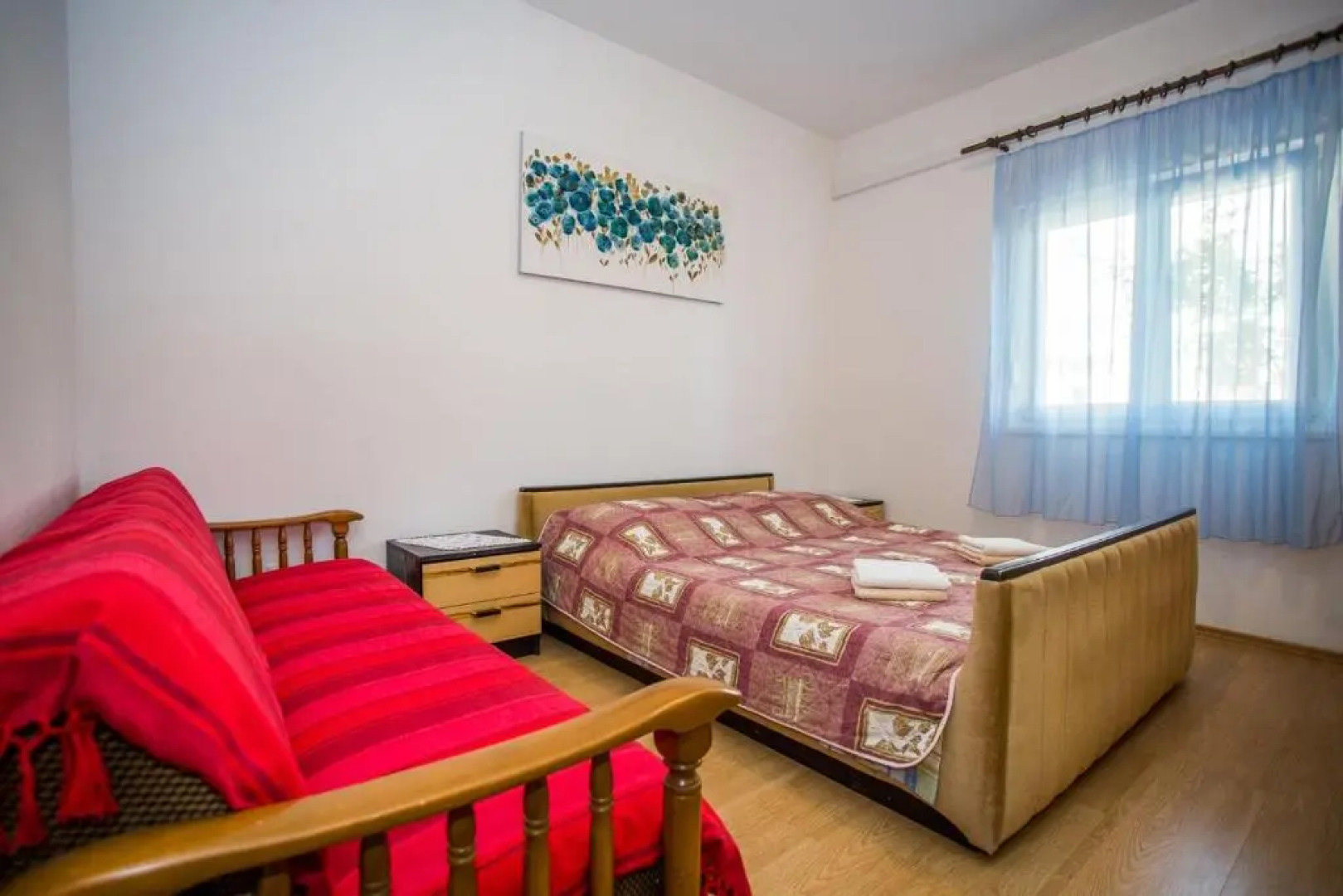 Apartments Mala Karla 1685