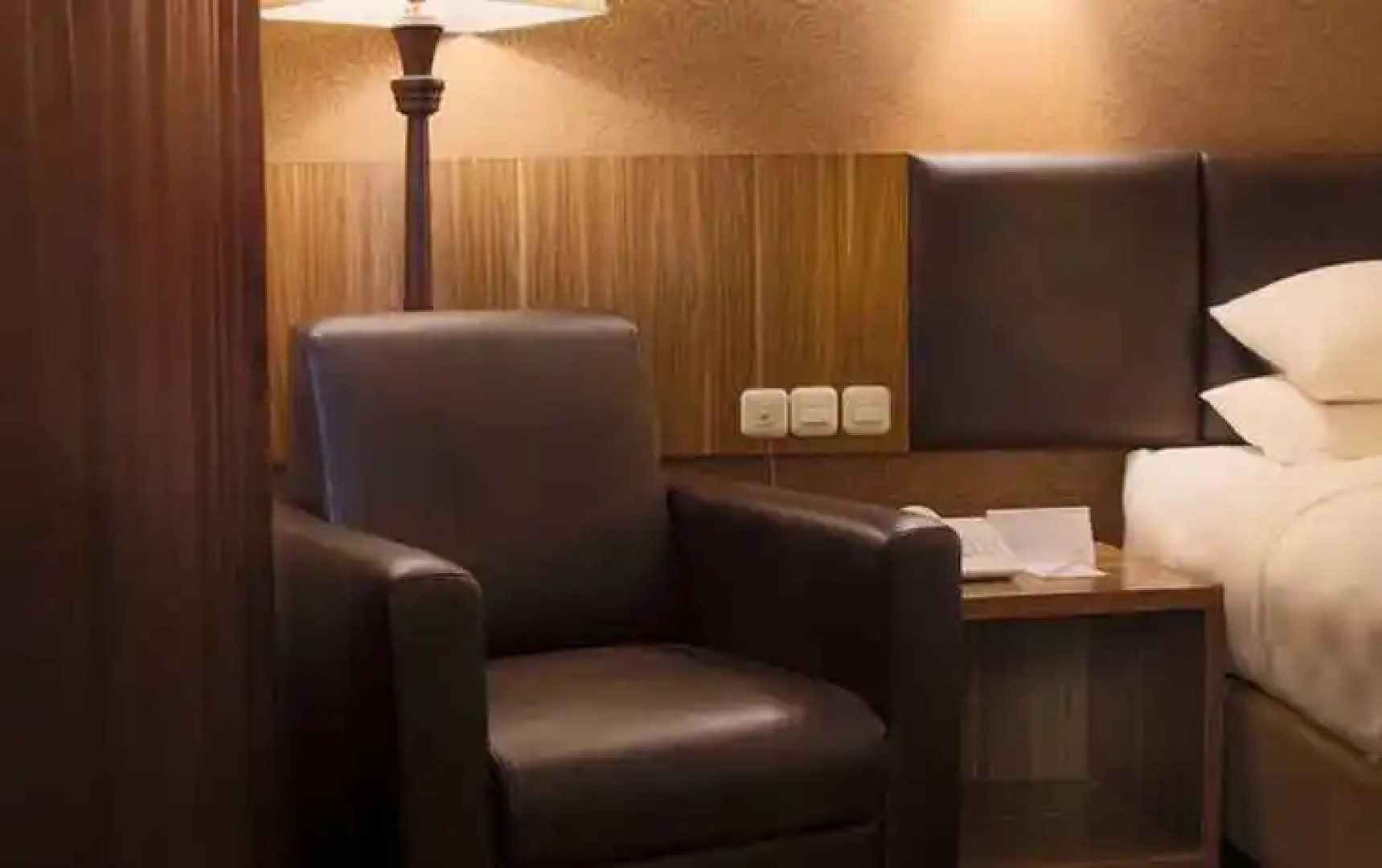 Raden Wijaya Hotel & Convention