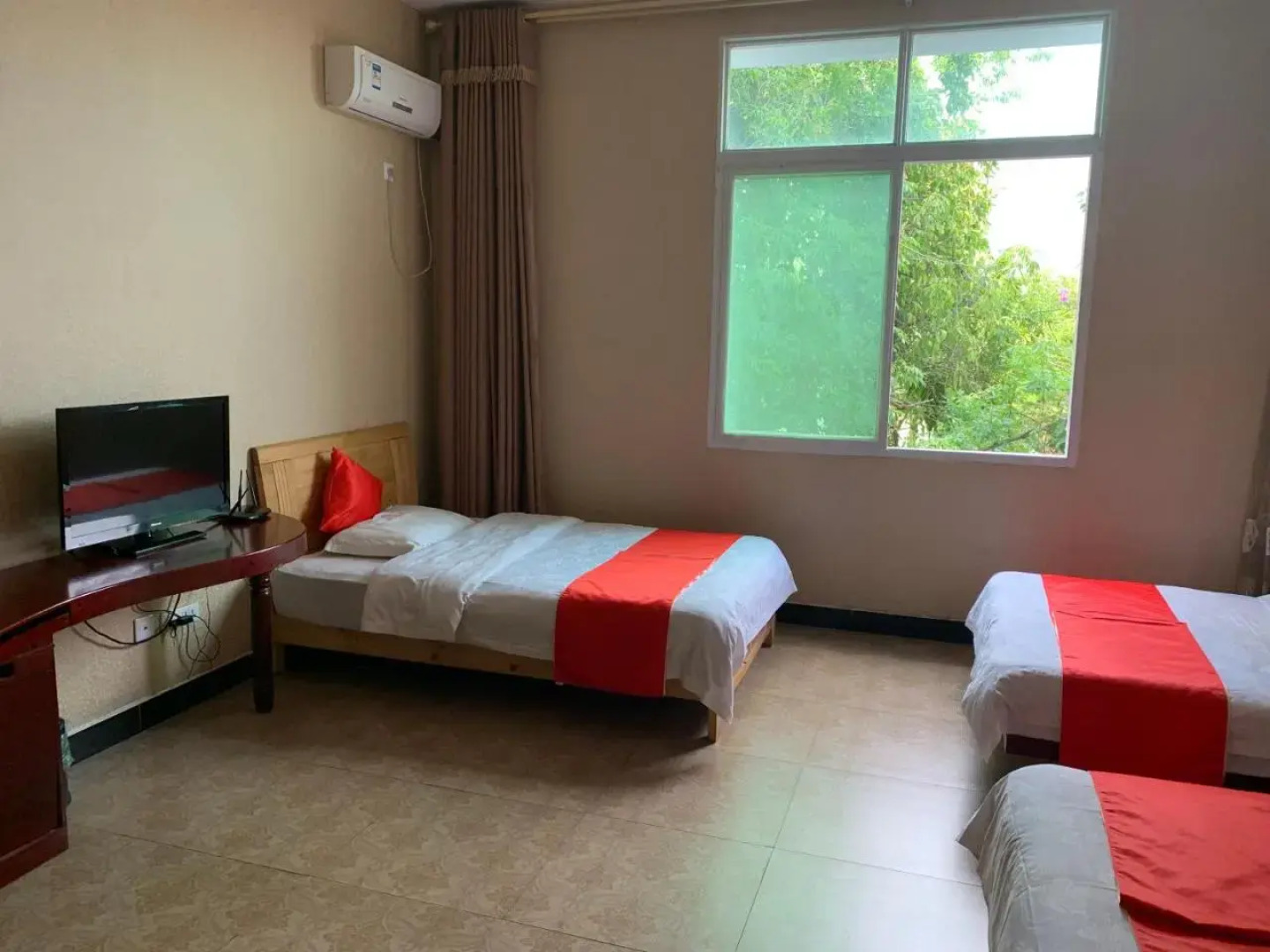 Xishuangbanna Aerial Garden Jinjiangnan Mekong River South Business Hotel