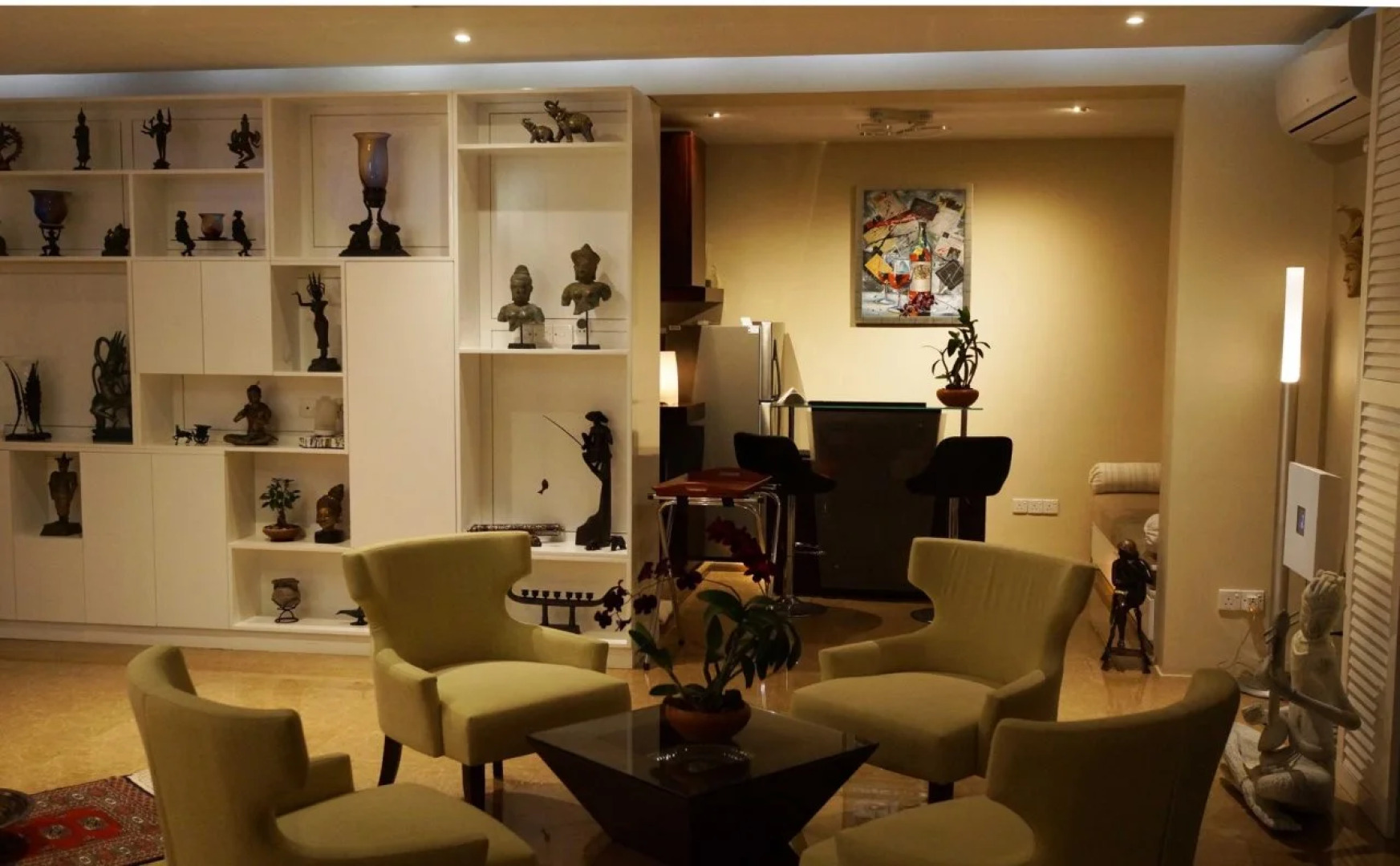 The Penthouse Above Sea