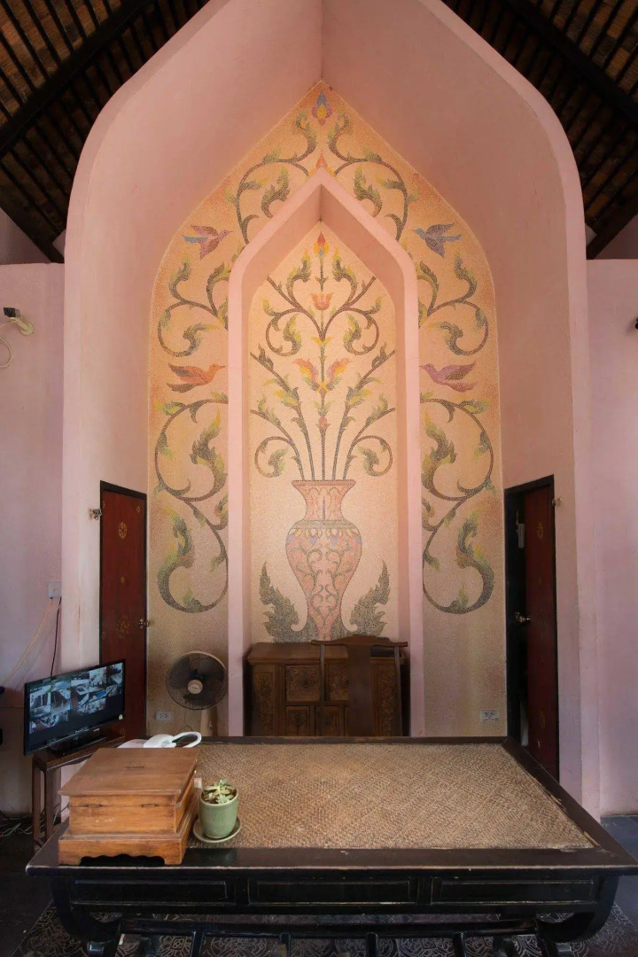 Dorm of Happiness by Tharaburi