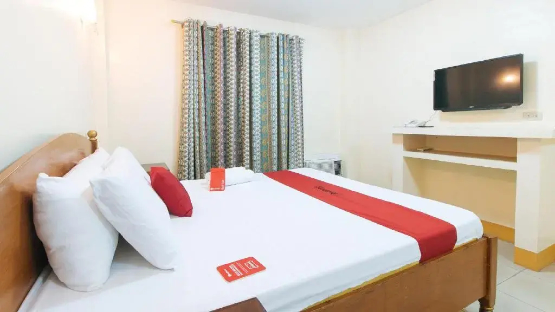 Reddoorz @ Golden Park Inn La Union