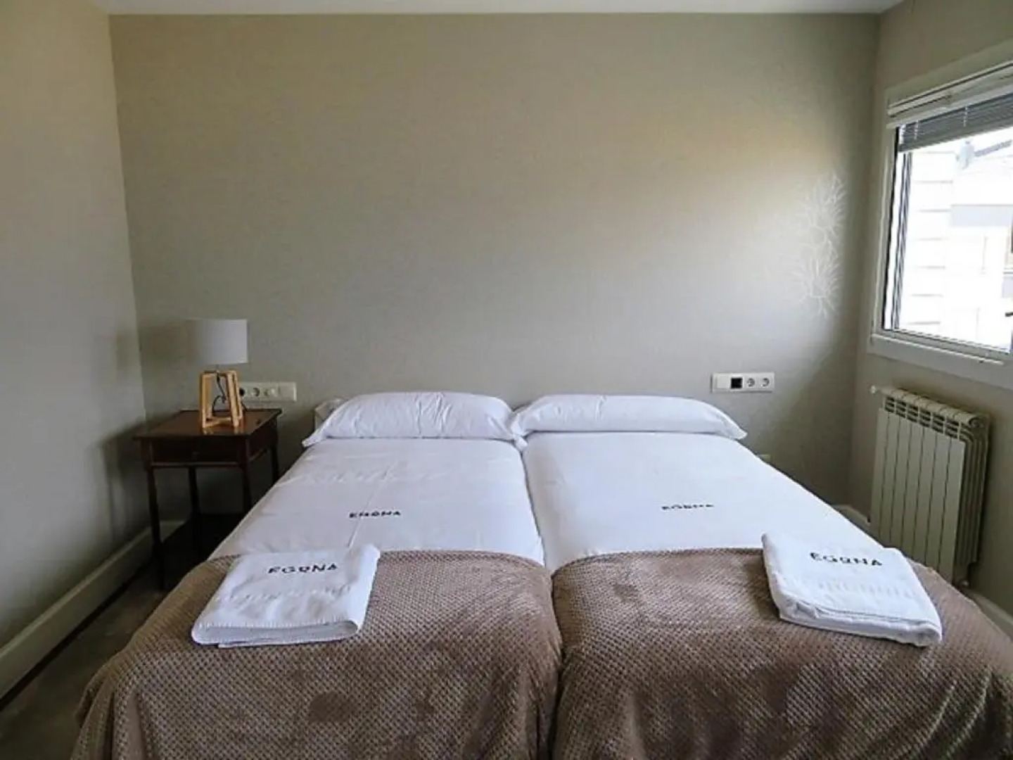 EGONA-SLUI 1ªlínea playa, vista increible, garaje