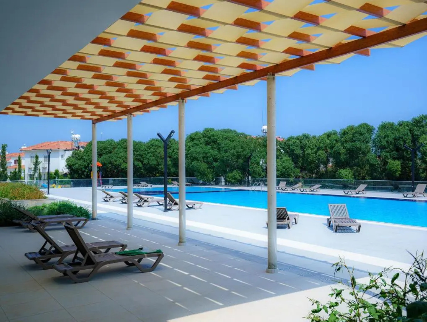 Beautiful Sea & Mountain Views Apartment in Iskele, North Cyprus