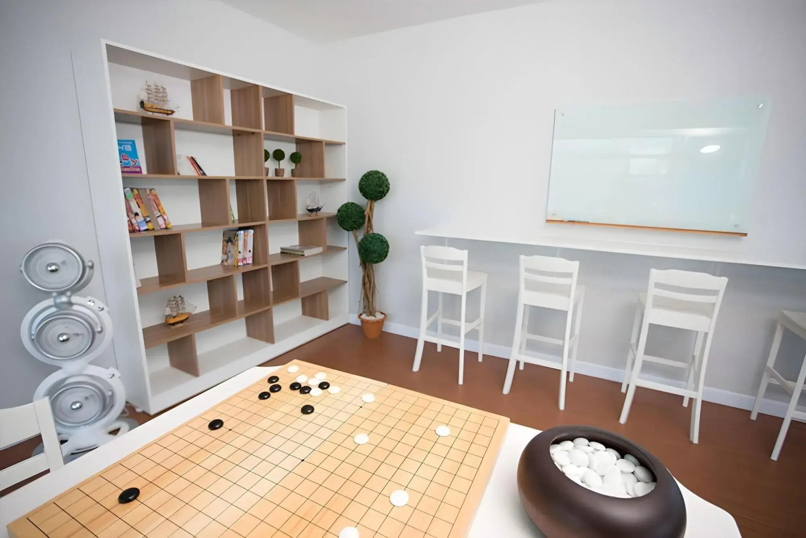 BBG Seaside Luxurious Service Apartment