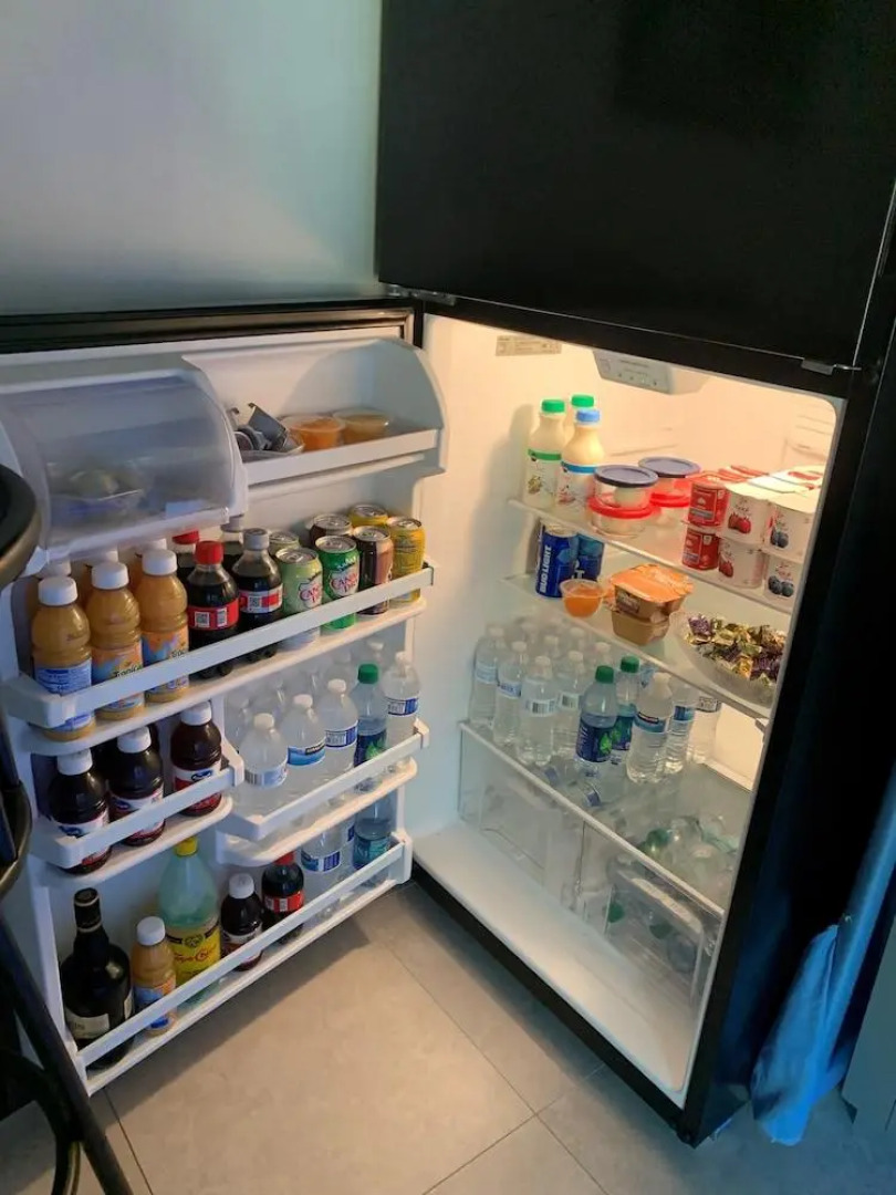 Fantasy Island Inn – Caters to Men