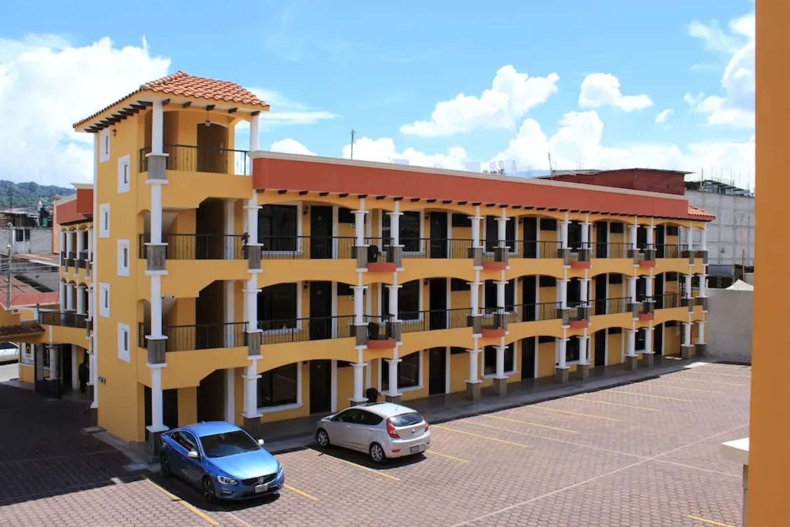 Hotel Portal de Occidente