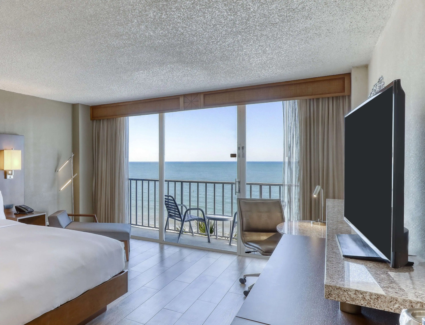 DoubleTree Beach Resort by Hilton Tampa Bay - North Redingto