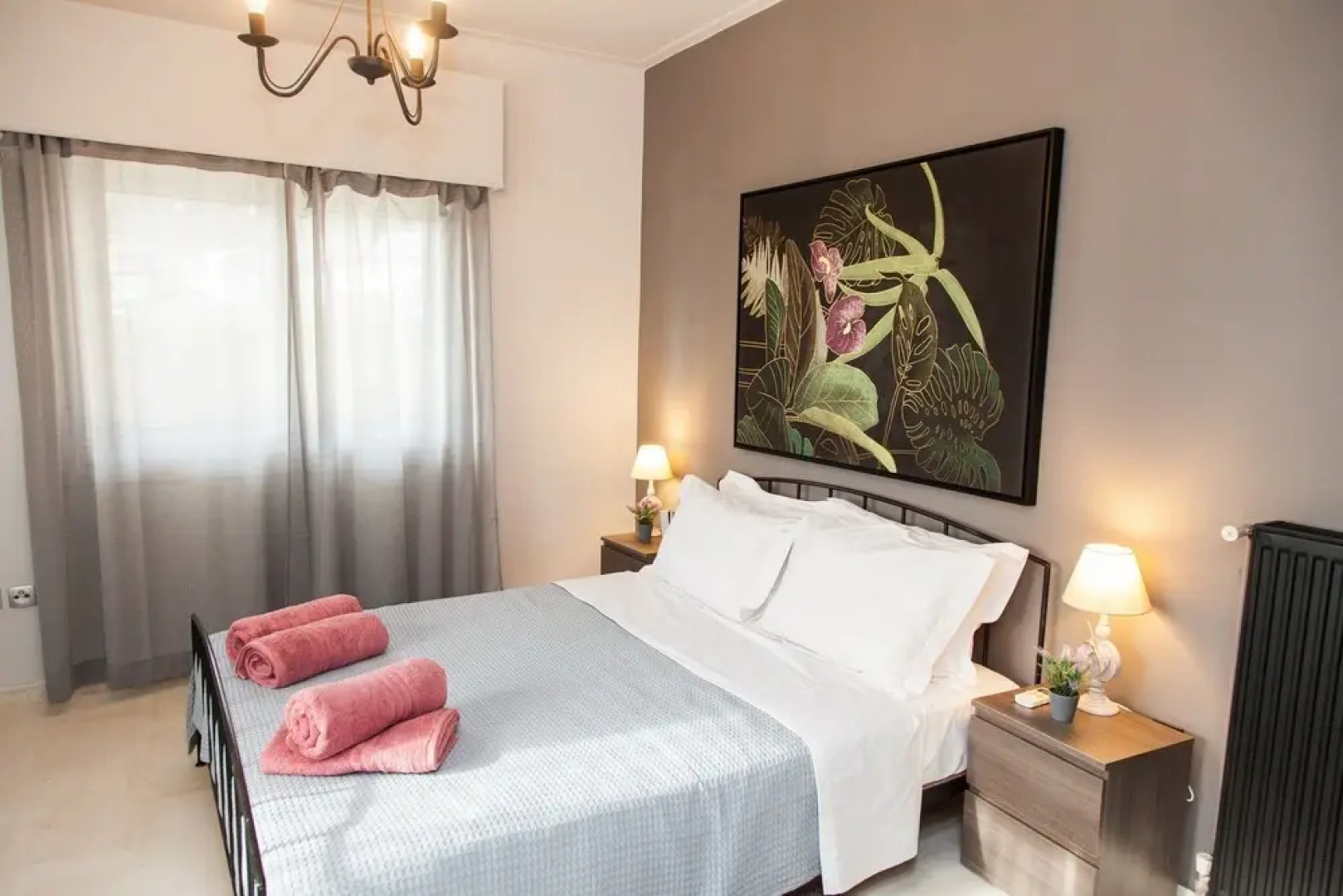 Glamorous Modern Aprt in Palaio Faliro