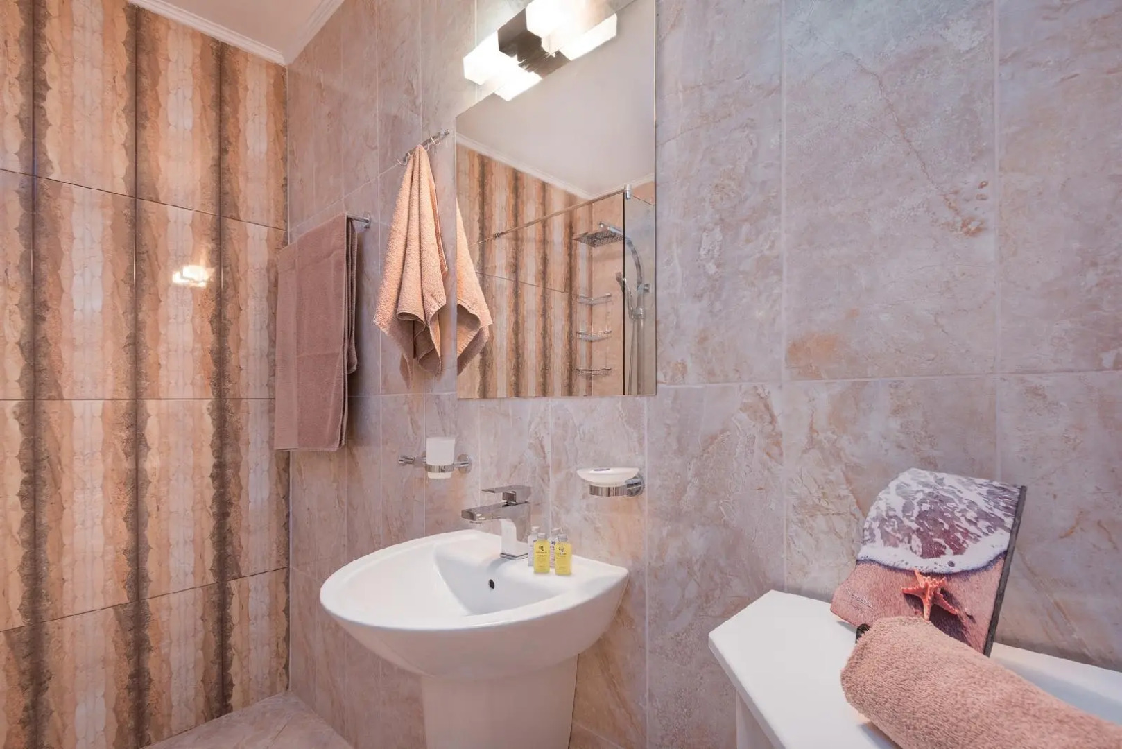 Esteban VIP Residence Club