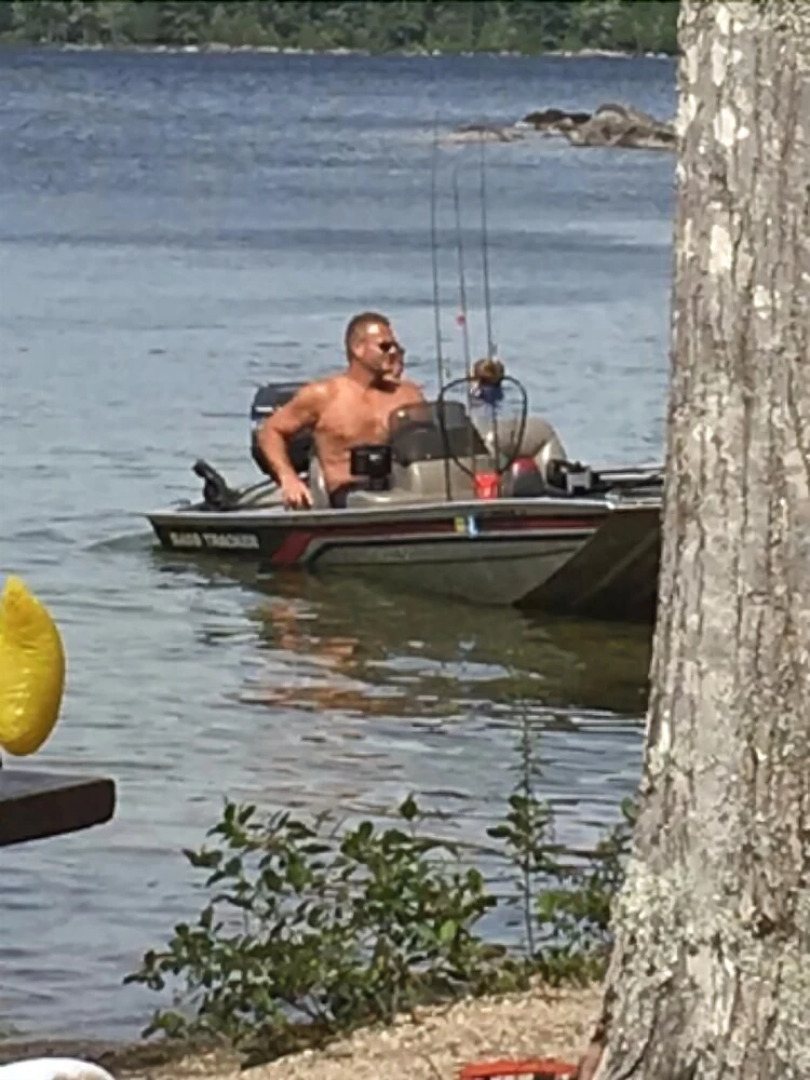 Clamshell by the Sea - Six Bedroom Home