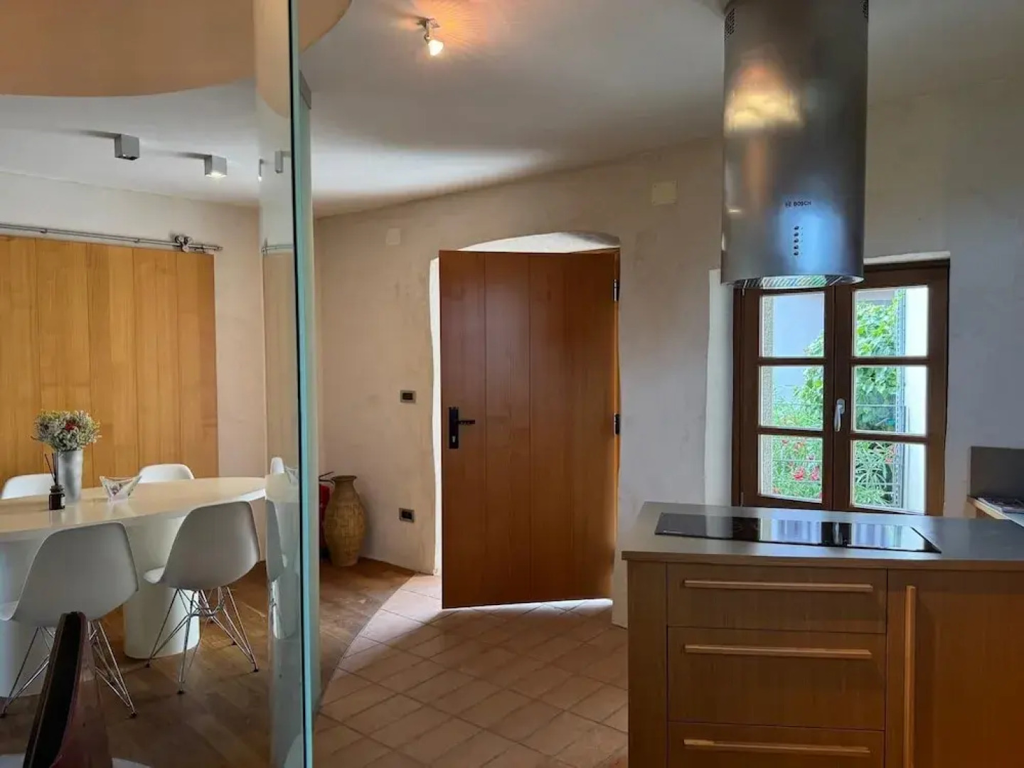 SMARTnoOK Rooms & Apartment