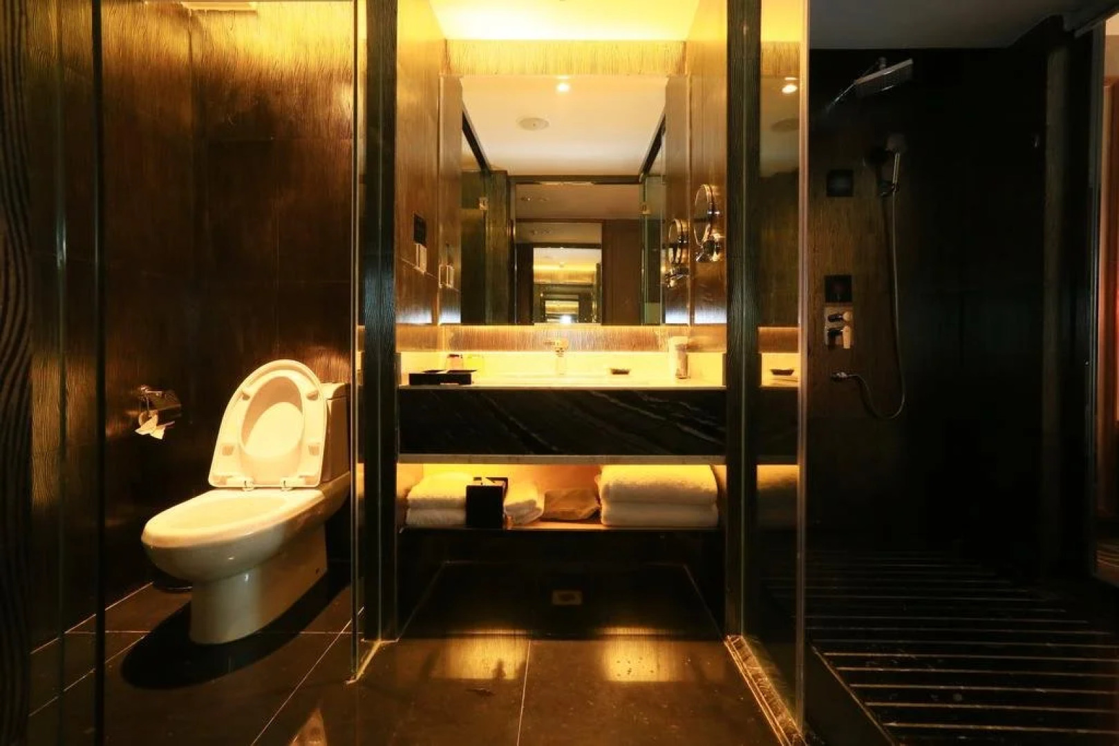 Chongqing Dongmo Hotel