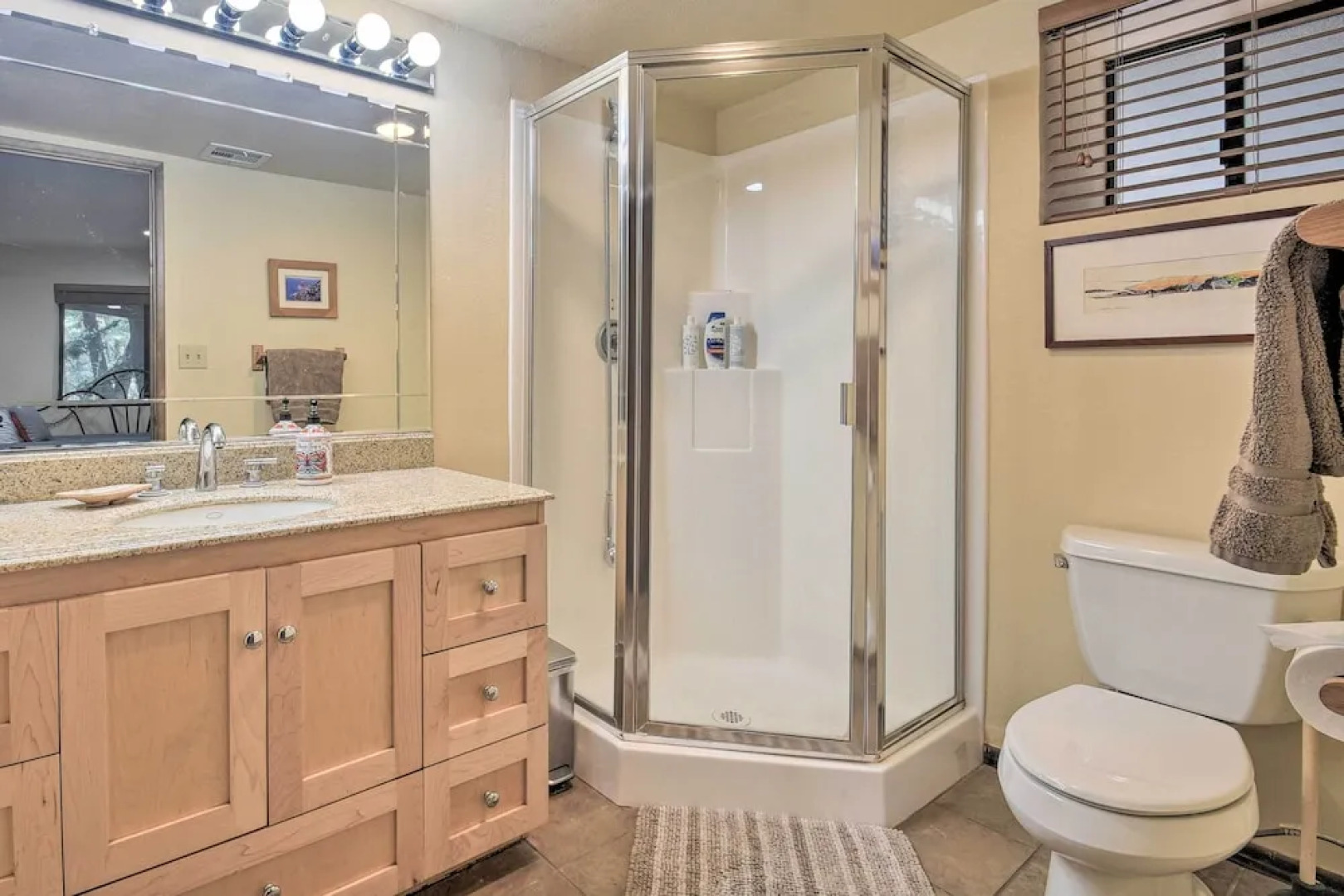 Updated 'tree House' Pine Mtn Club Cabin by Trails