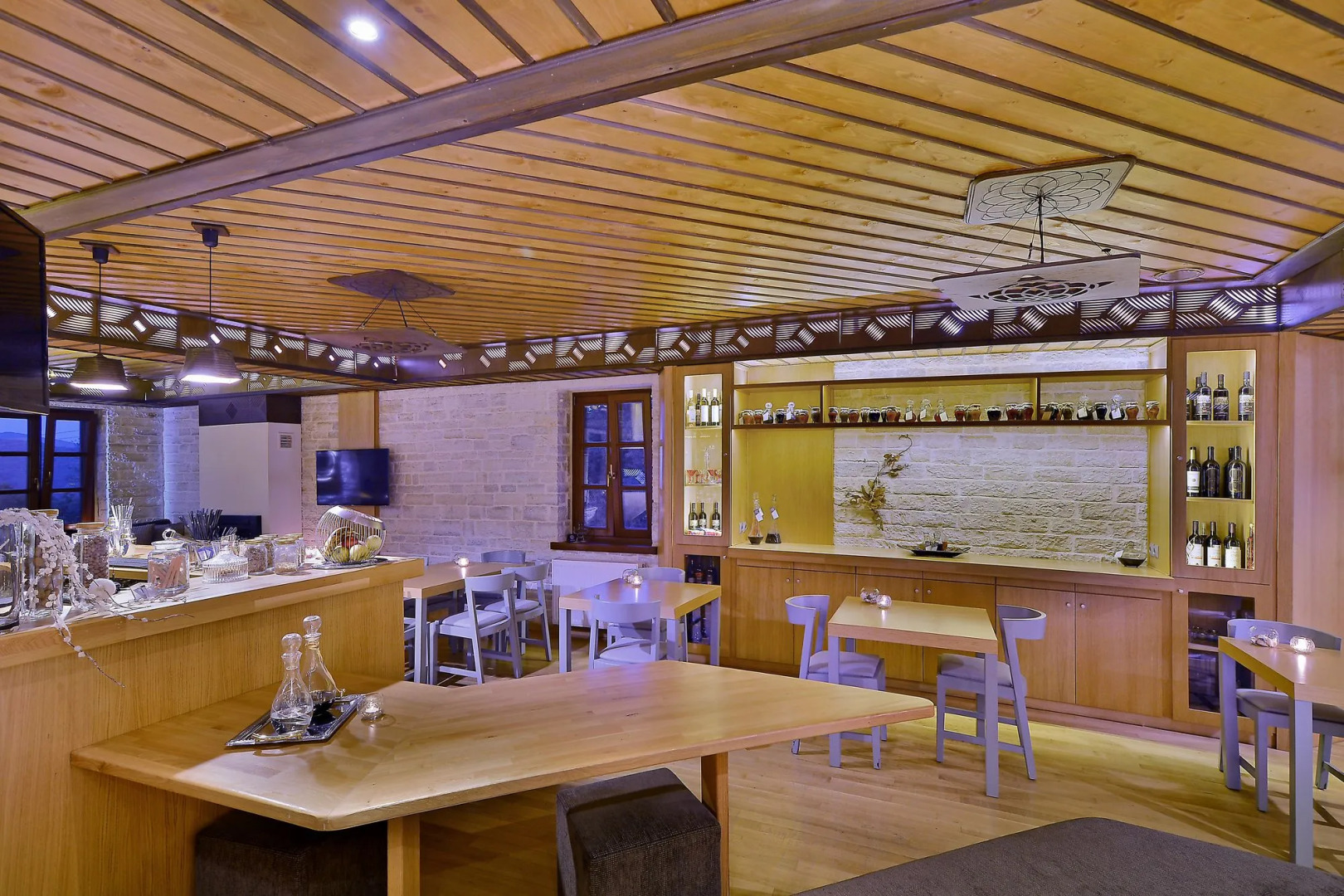 Dilofo Hotel Luxury Suites