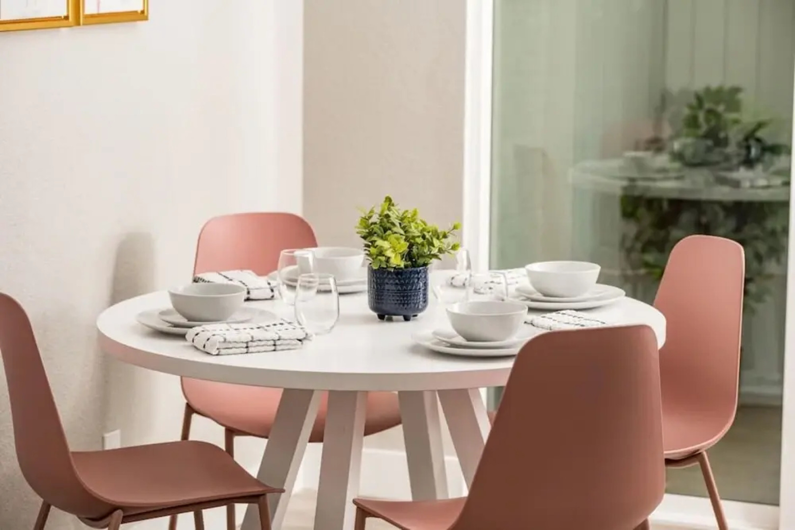 Gorgeous- 4 King Beds Near Den w Large Game Room