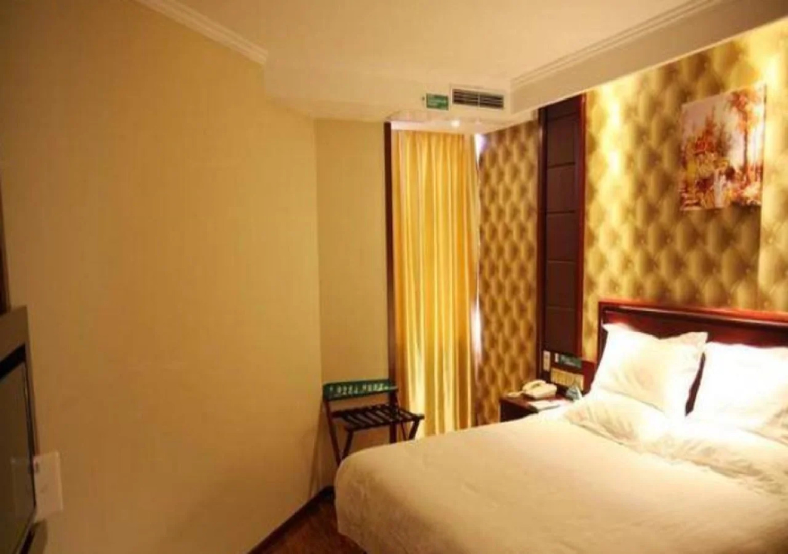 GreenTree Inn Bozhou Guoyang HSBC Building Business Hotel