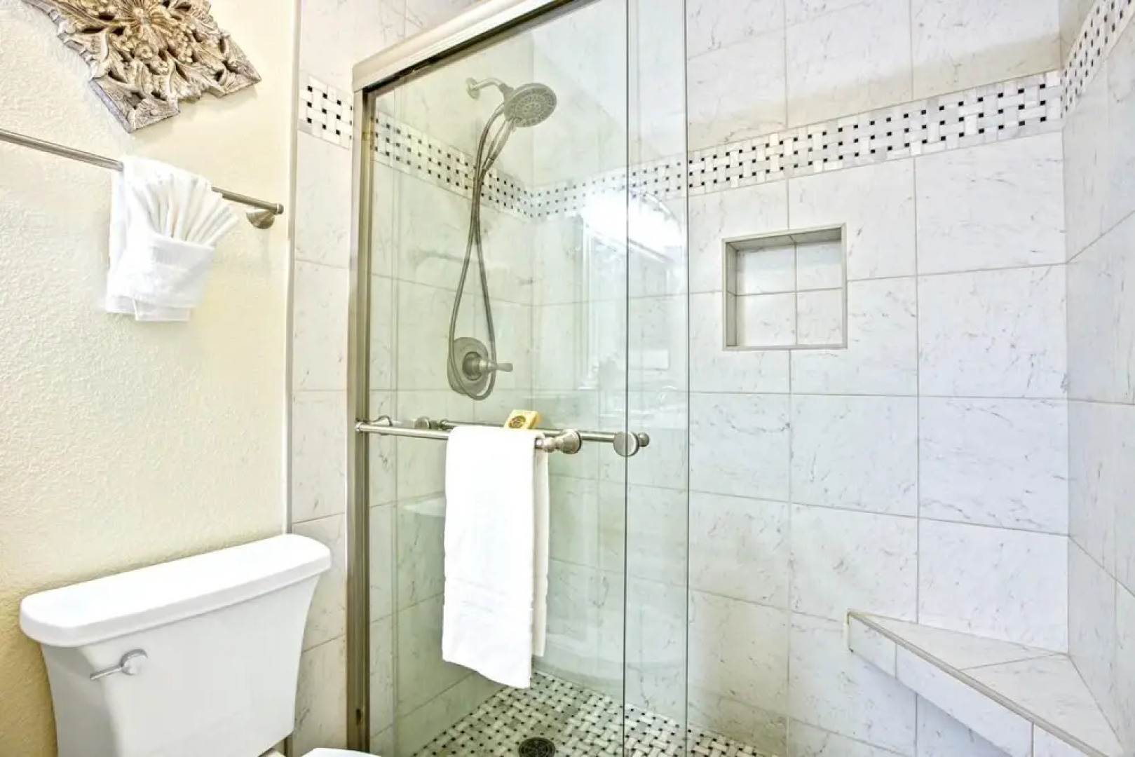 Lokelani #B203 - 2 Br condo by RedAwning