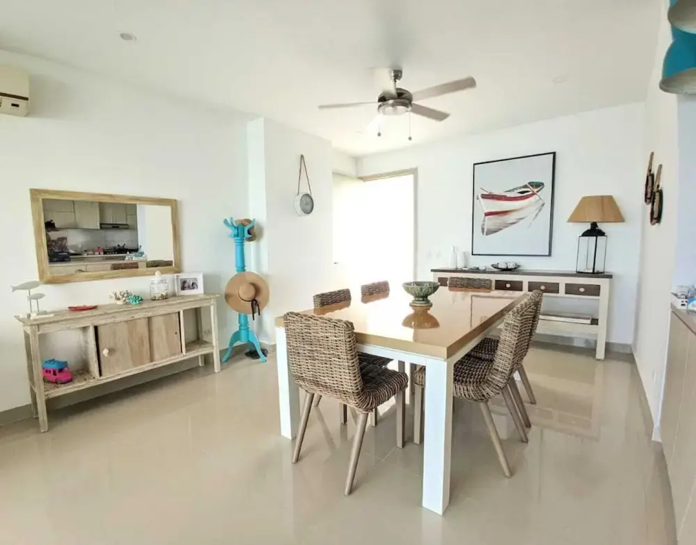 Lujoso Apartamento Frente al Mar