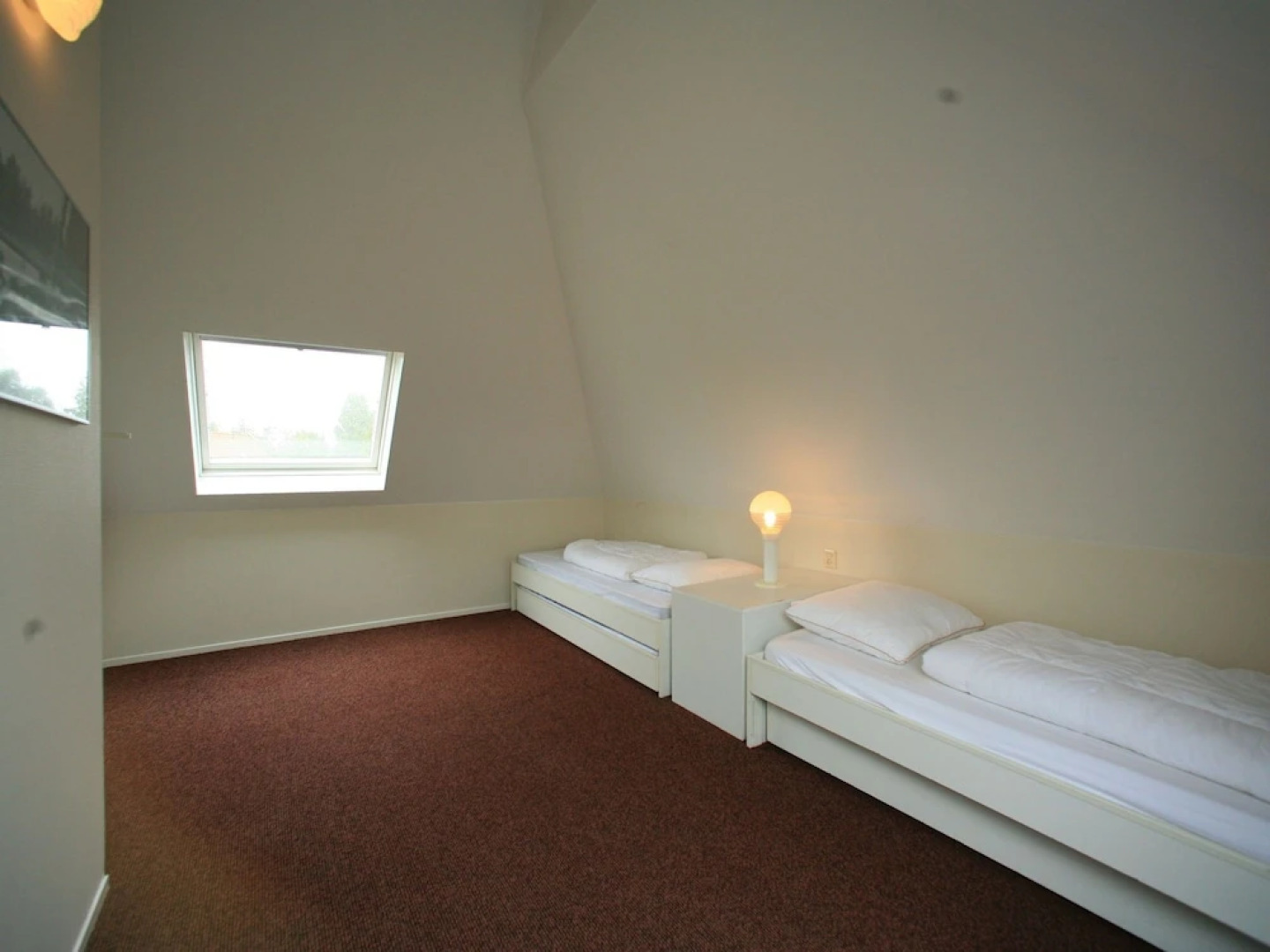 Detached Bungalow With 2 Bathrooms, in the Middle of Nature