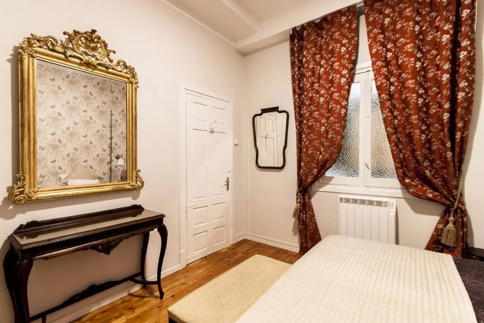 Heart of Pamplona Palace