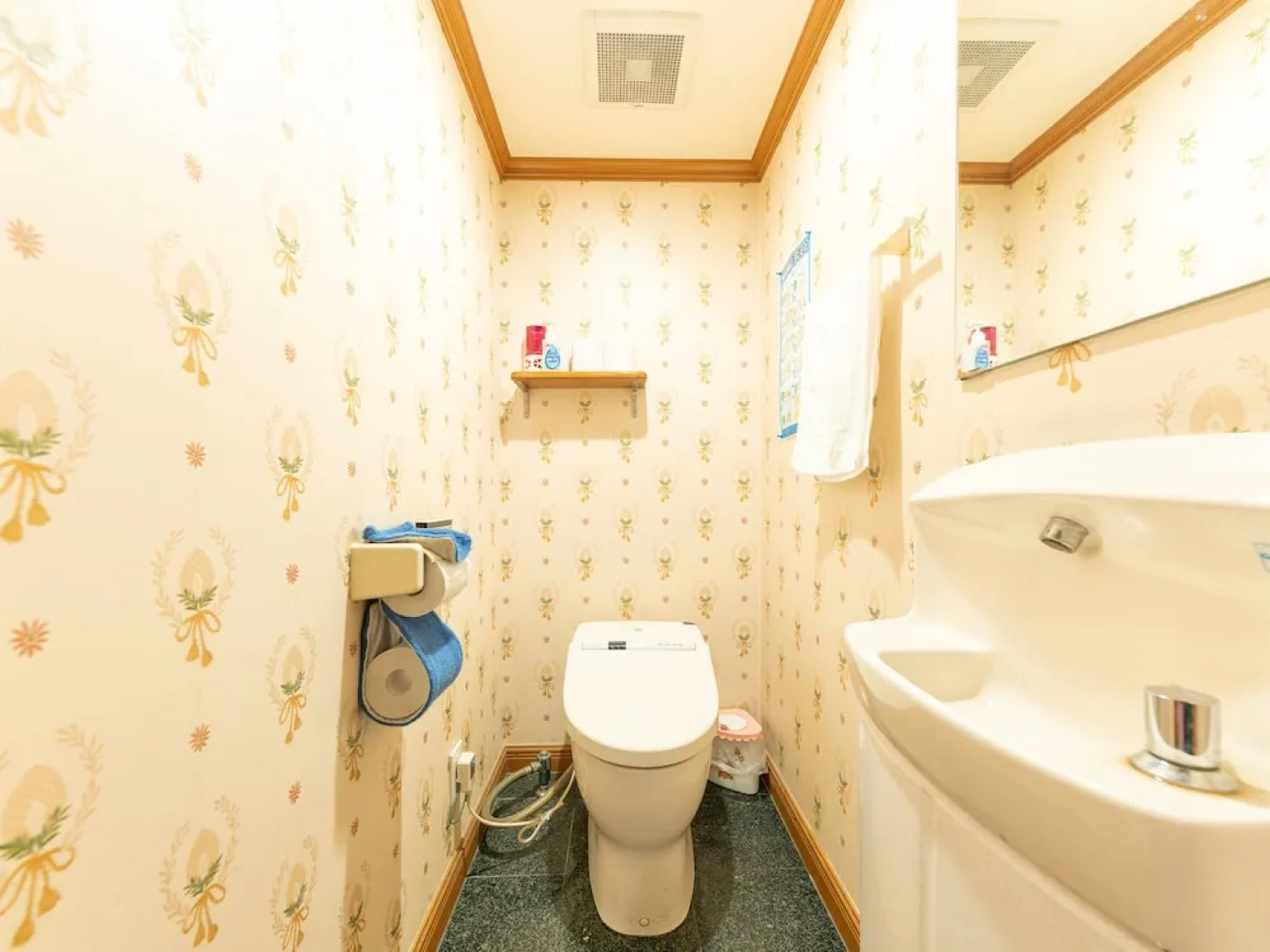 OYO 44760 Kawaguchi Station Hotel