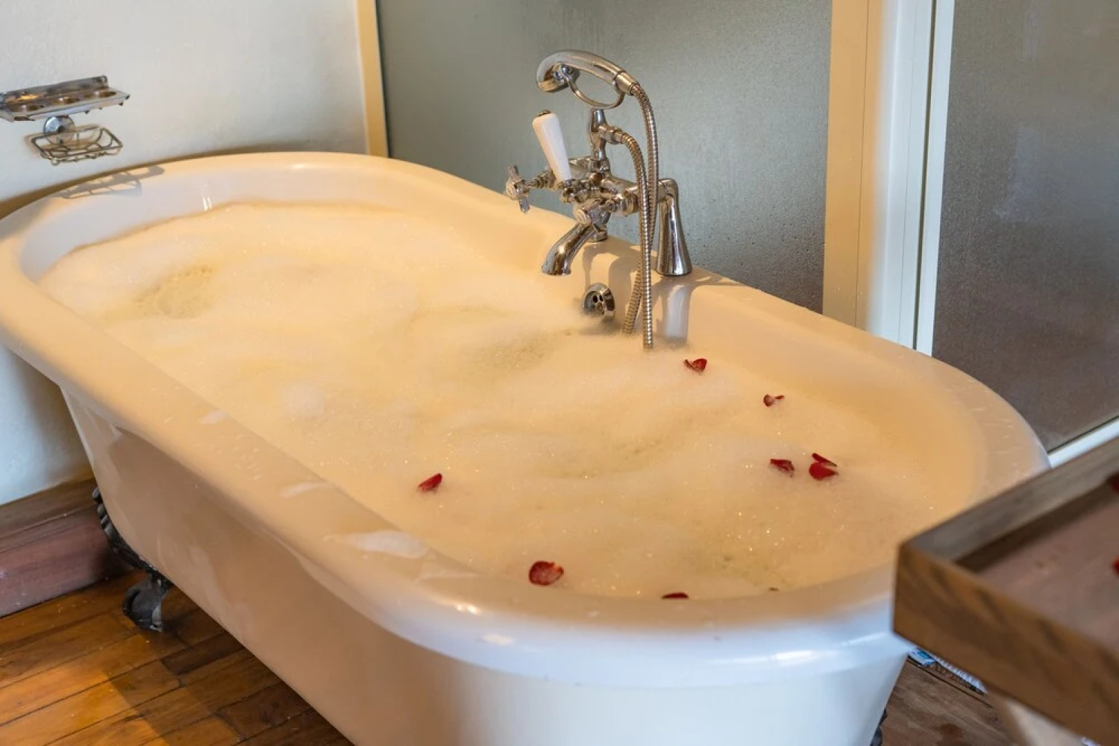 Le Petit Village Hotel & Spa