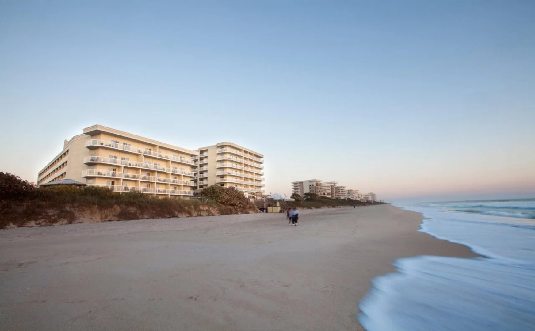 Crowne Plaza Melbourne - Oceanfront by IHG