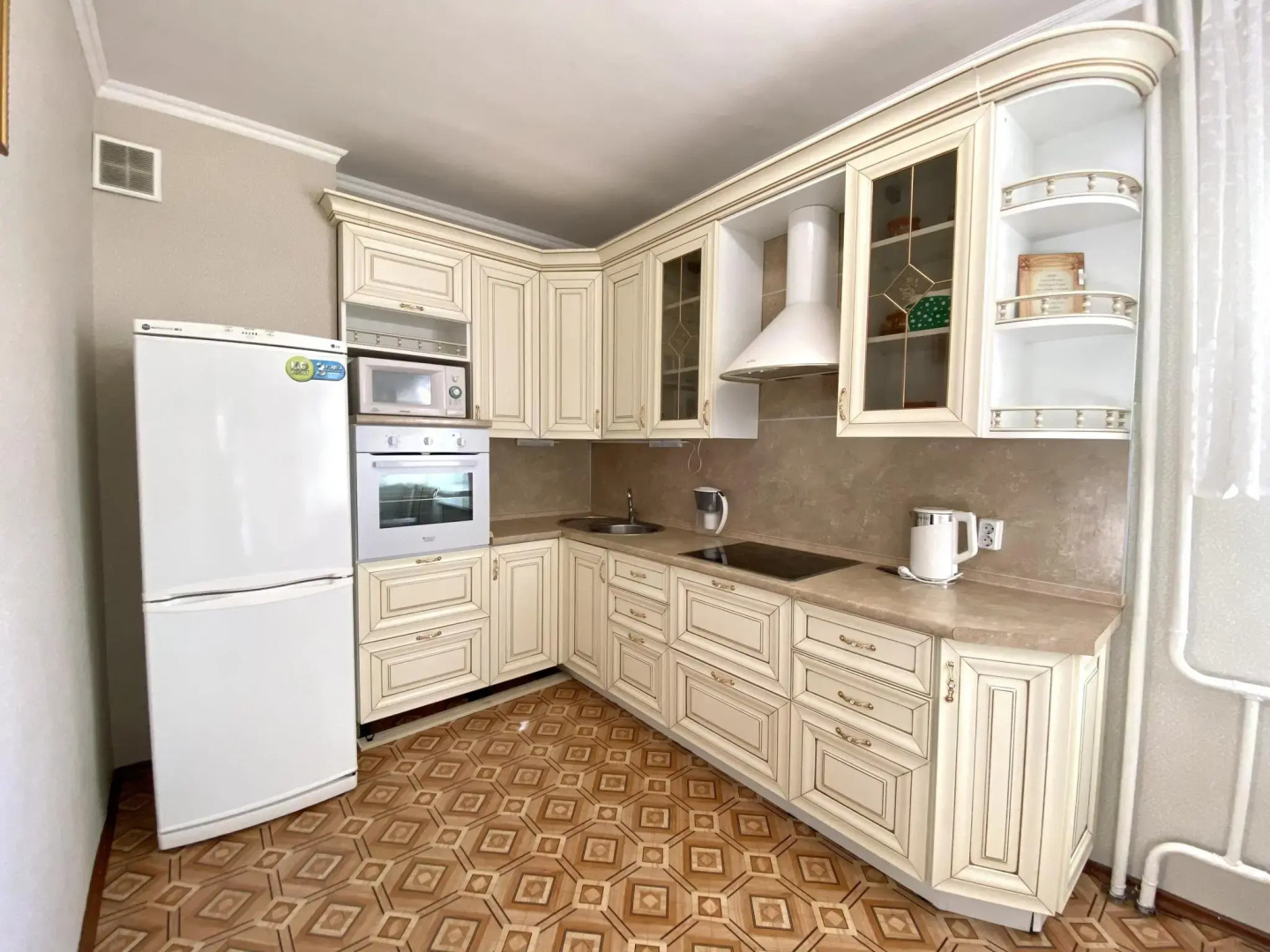 Декабрист на Подгорбунского 55