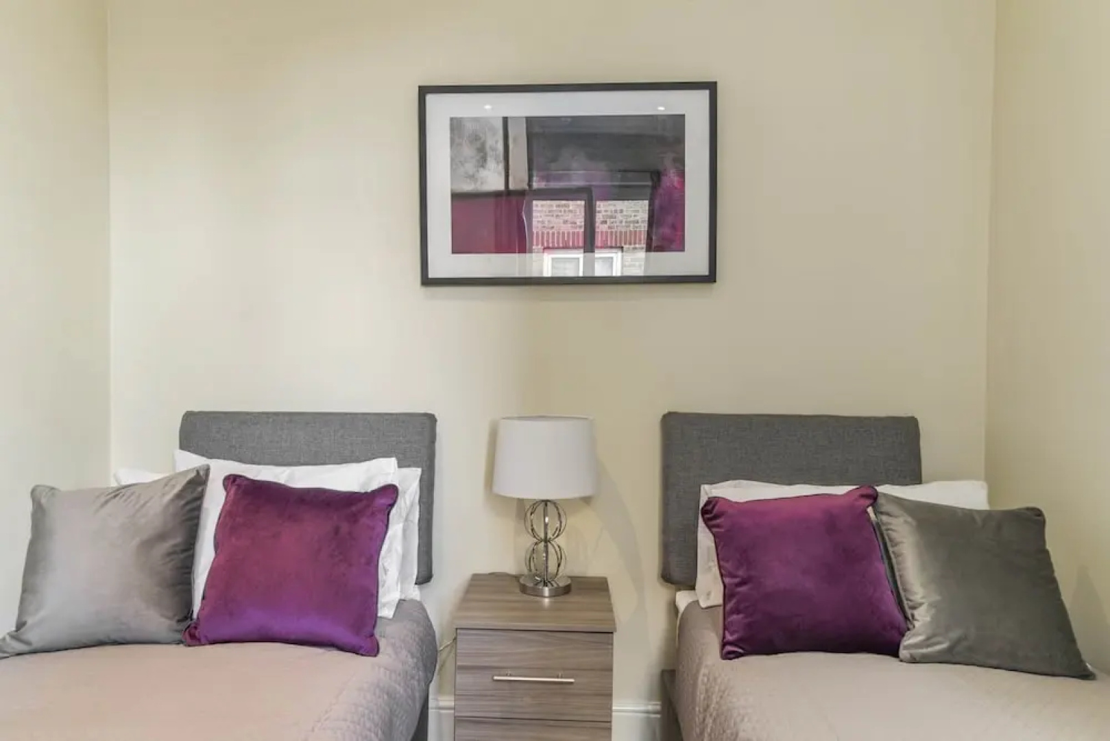 Luxury 2 Bedroom Apartments with Parking