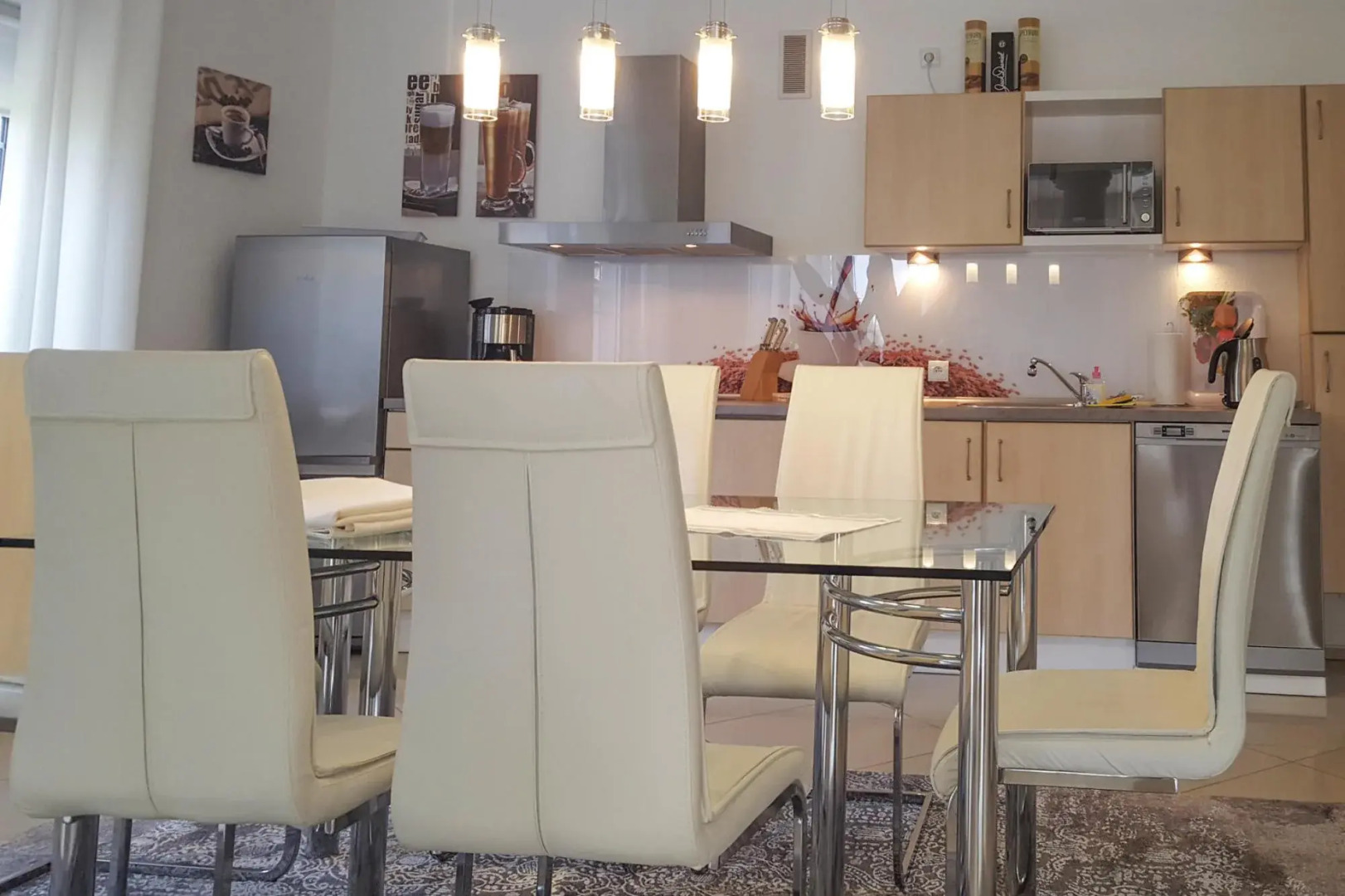 Large, Comfortable Holiday Villa, Private Garden