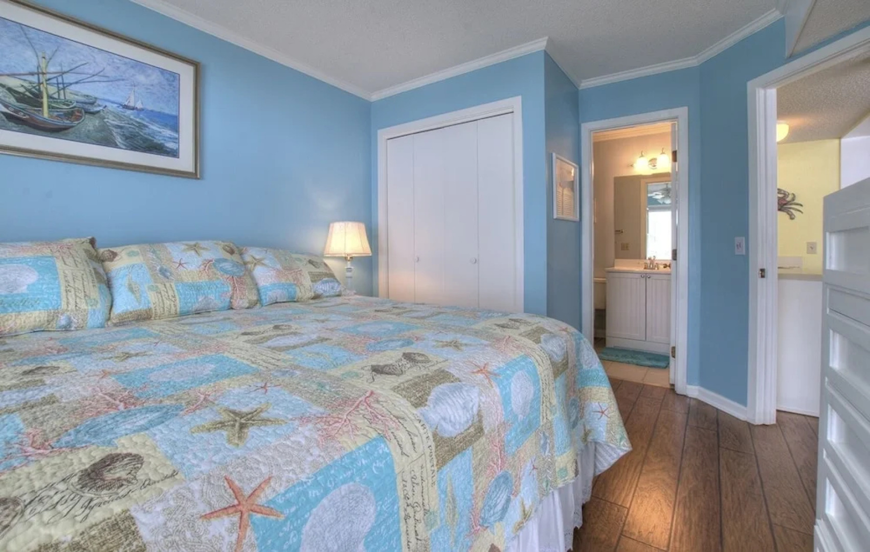 Apatb 164 2 Bedroom Condo by Redawning