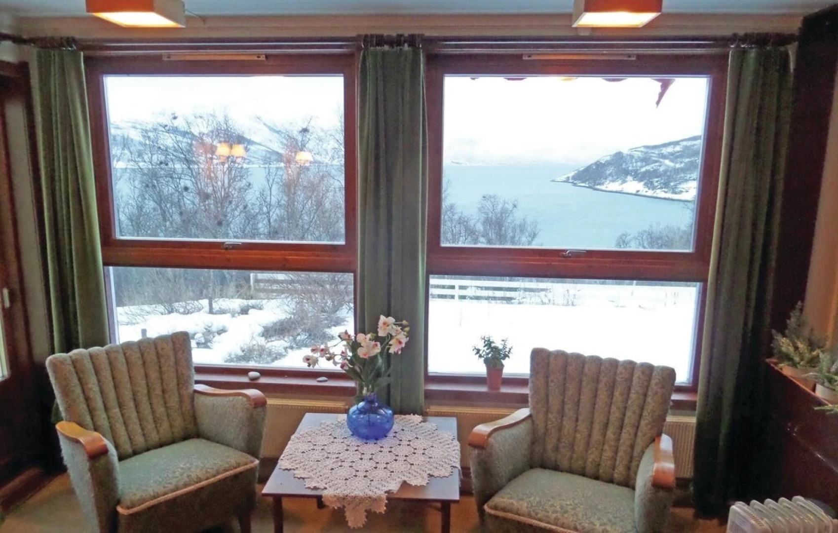 Nice Home in Korsfjorden With 4 Bedrooms and Wifi