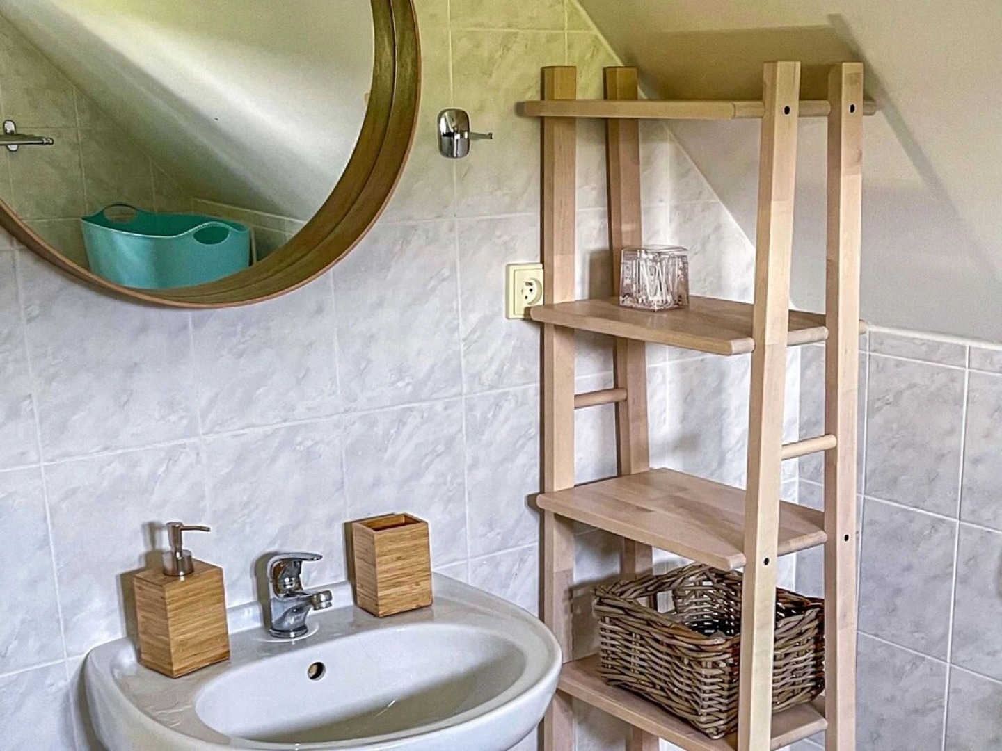 Holiday Hill 60 ern D l