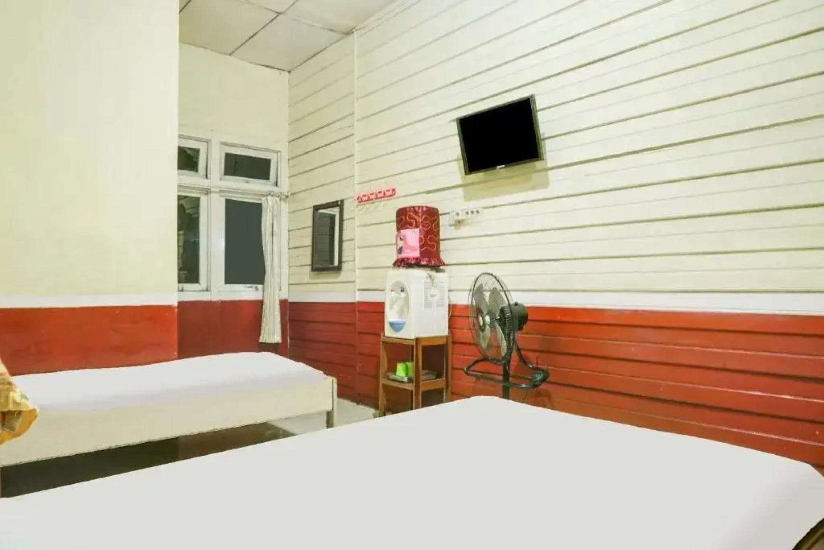 SPOT ON 91833 Hotel Anggrek Daqu Syariah Kapuas