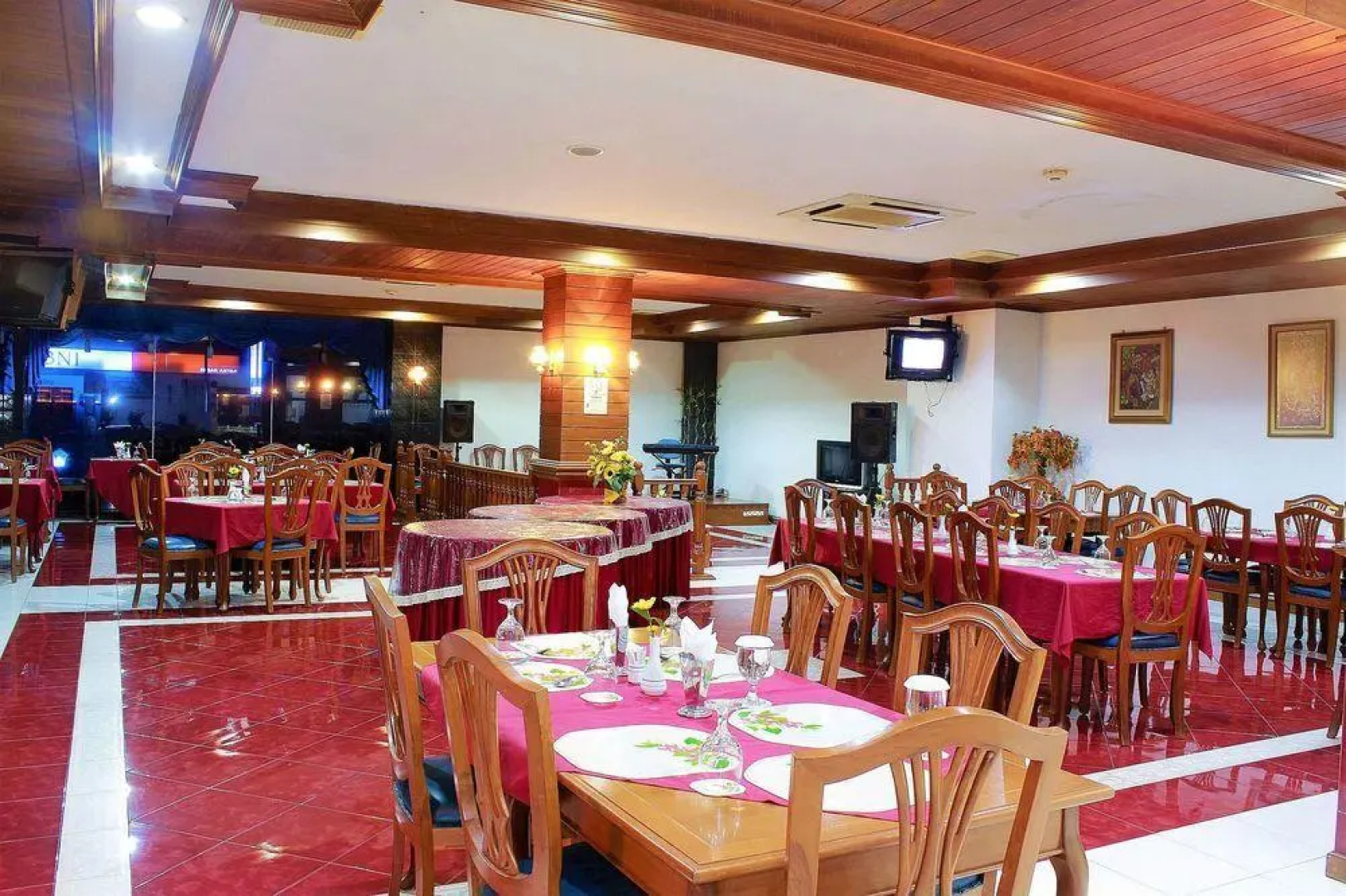 ZEN Rooms Basic Sawojajar