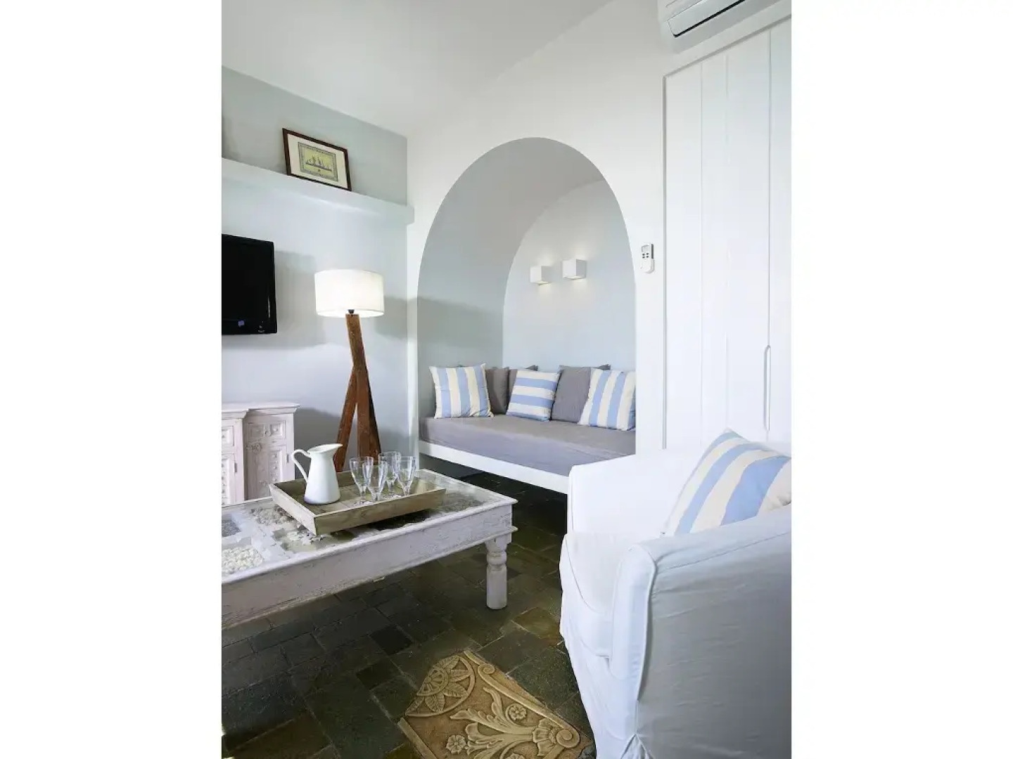 Paradisso Luxury Beach Villas