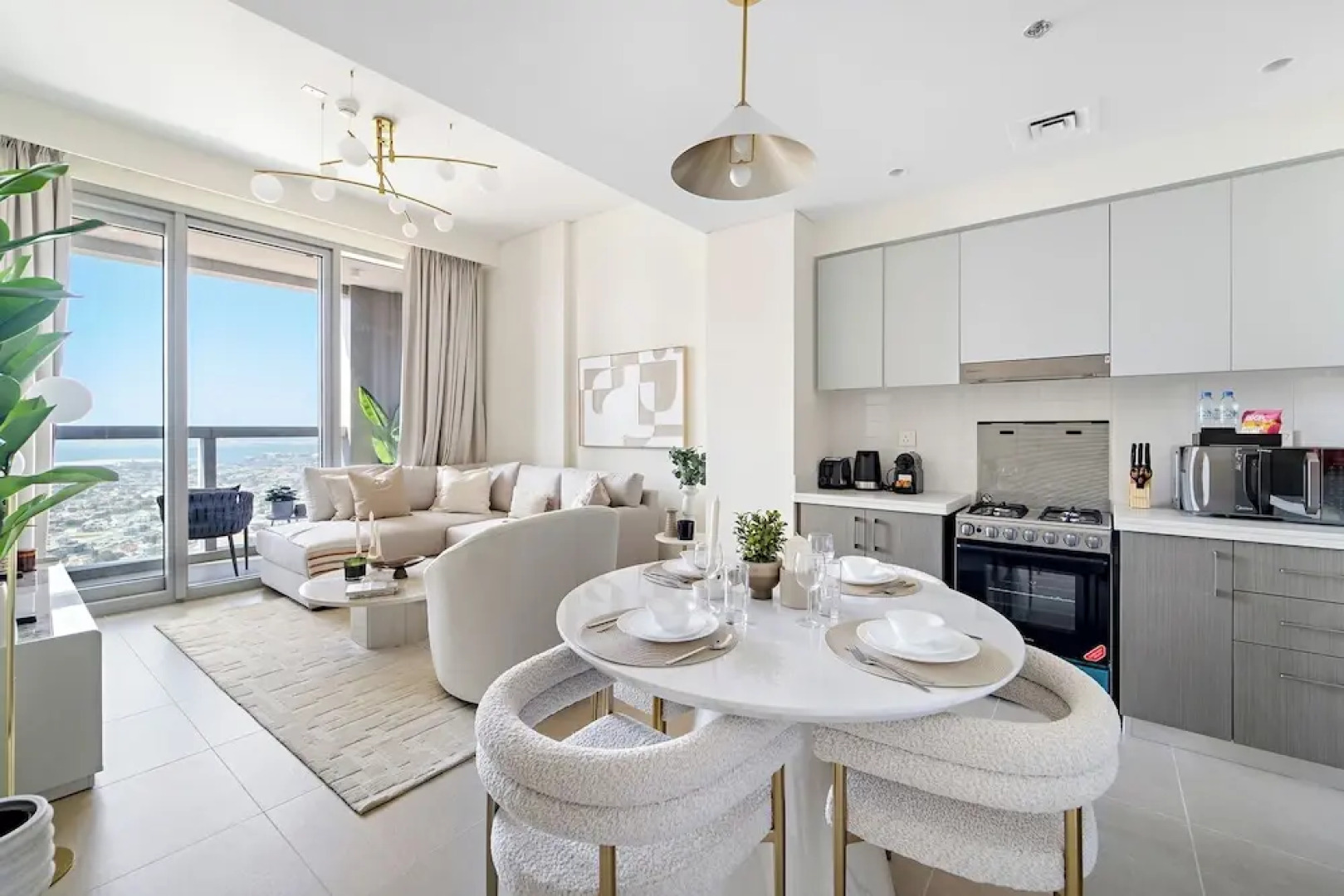 1BR 3802 Forte Tower 2