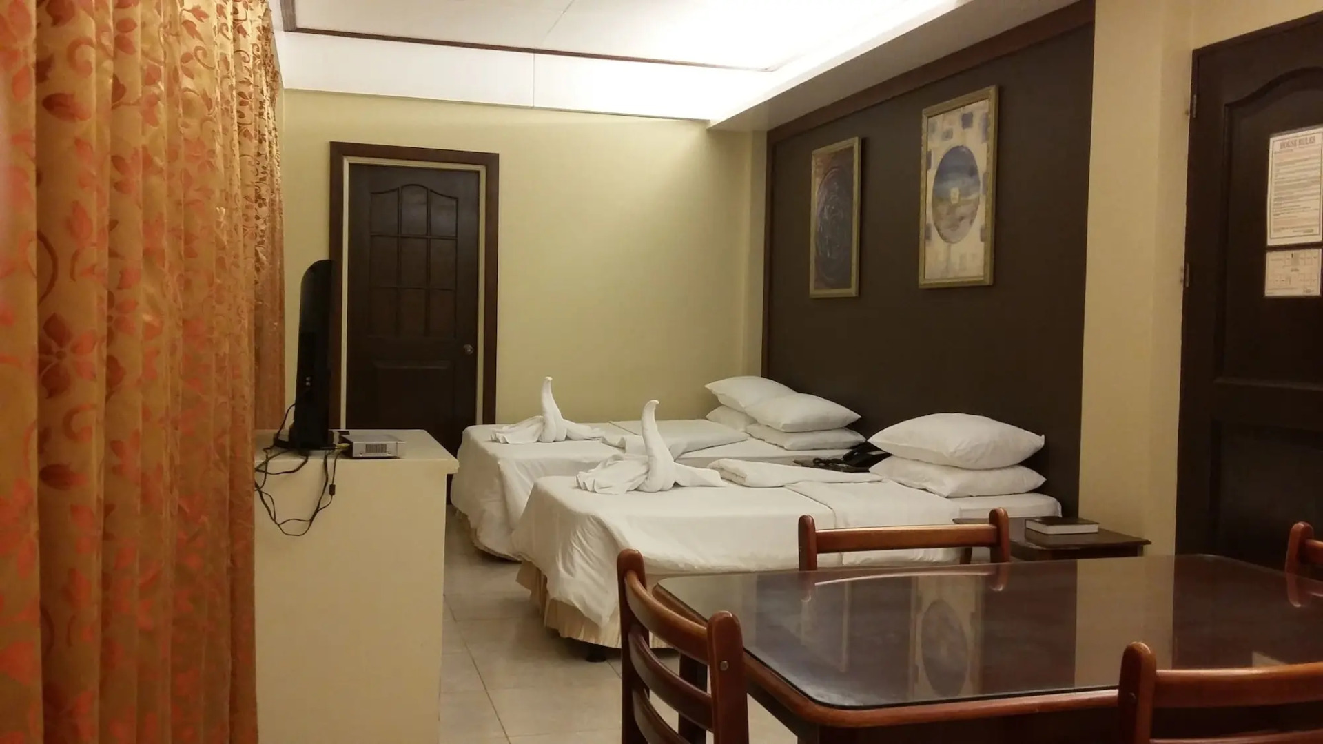 Dumaguete Royal Suite Inn