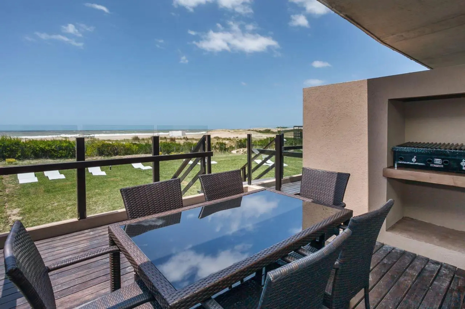 Linda Bay Beach & Resort